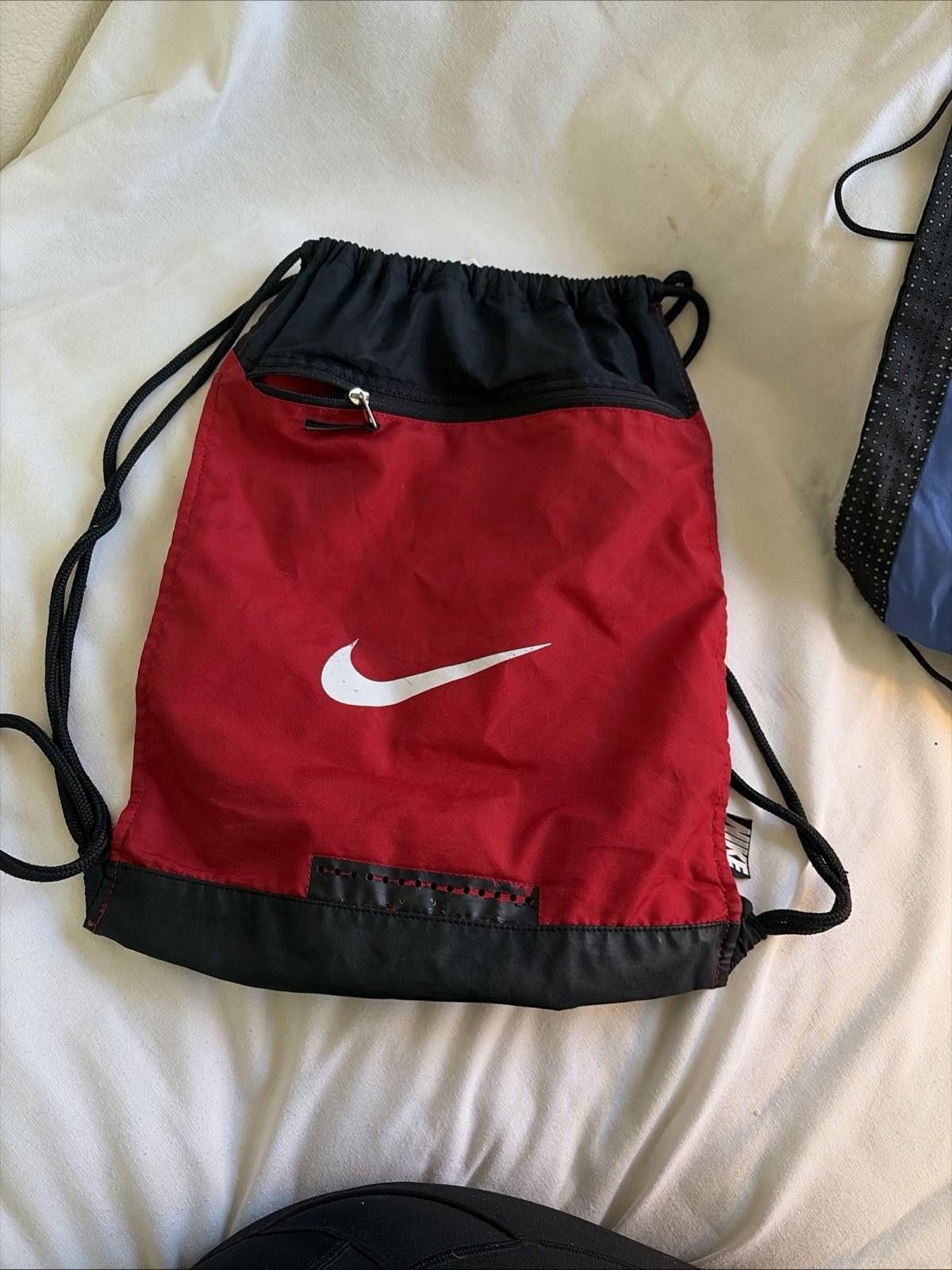 Nike Nike String Bag Drawstring Backpack Gym Sack Bag Red Black Size ONE SIZE - 1 Thumbnail