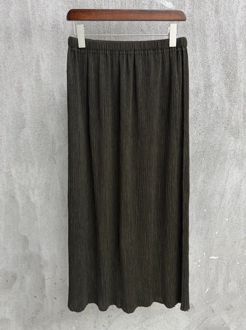 Issey Miyake issey miyake size:m Dark green pleated skirt Size 42" / US 20 - 1 Thumbnail