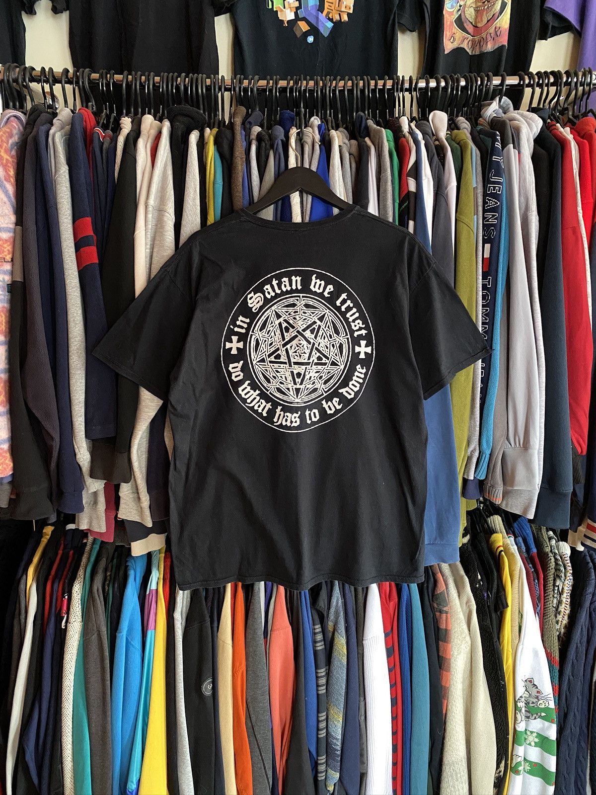 Band Tees VINTAGE DIMMU BORGIR PENTOGRAM ROCK T-SHIRT Size US M / EU 48-50 / 2 - 3 Thumbnail
