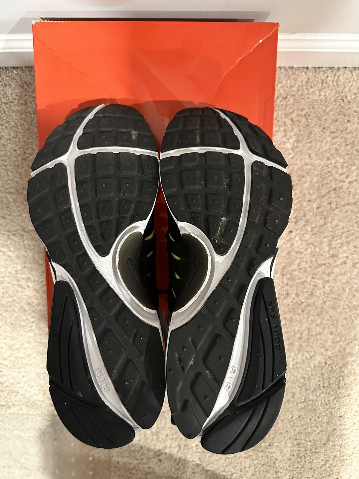 Acronym × Nike Nike Air Presto “ Acronym Volt” Size US 10.5 / EU 43-44 - 6 Thumbnail