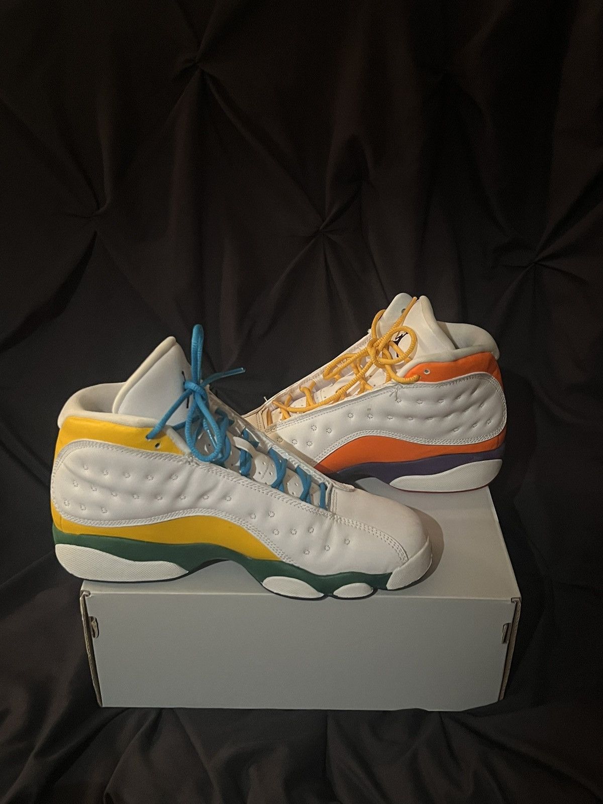 Jordan Brand Air jordan 13 playground (GS) Size US 7 / EU 40 - 2 Thumbnail
