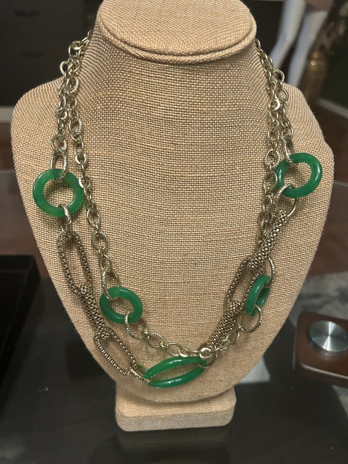 Other Green lucite & gold necklace Size ONE SIZE - 3 Thumbnail