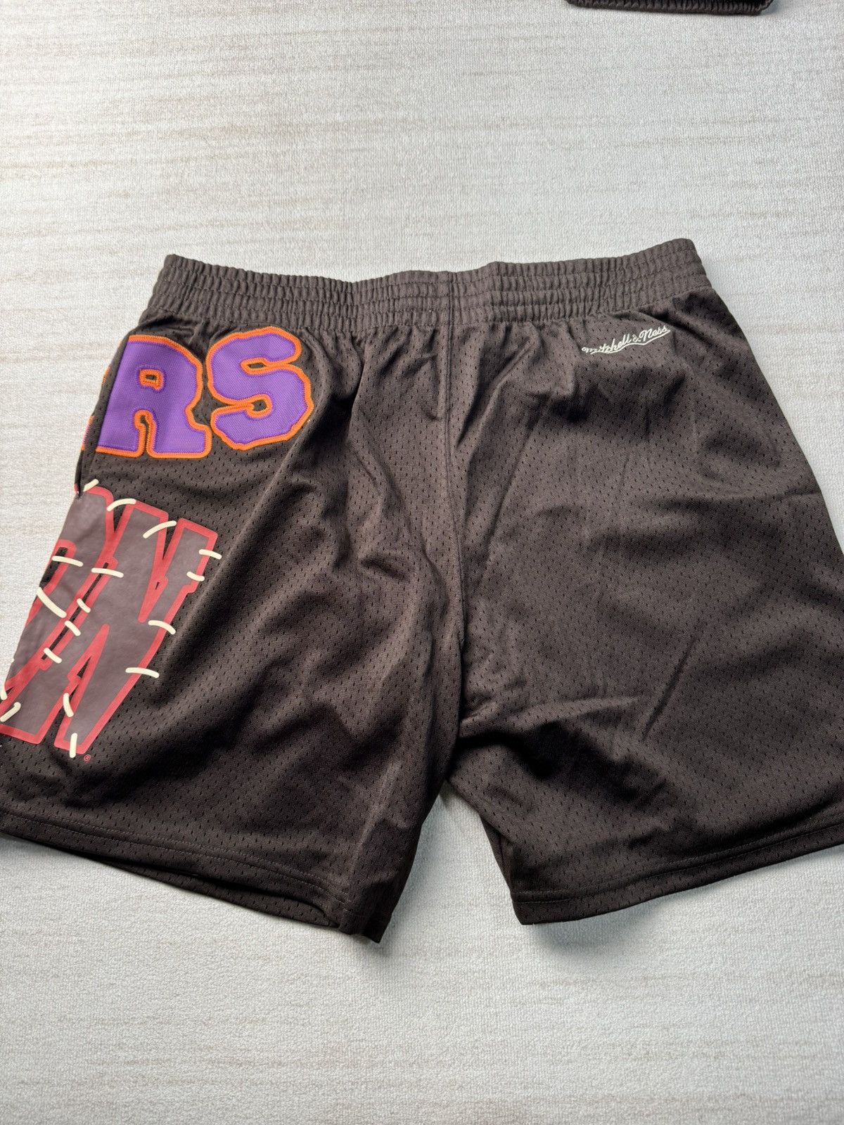 Mitchell & Ness × Travis Scott LSU tigers basketball shorts Size US 36 / EU 52 - 5 Thumbnail