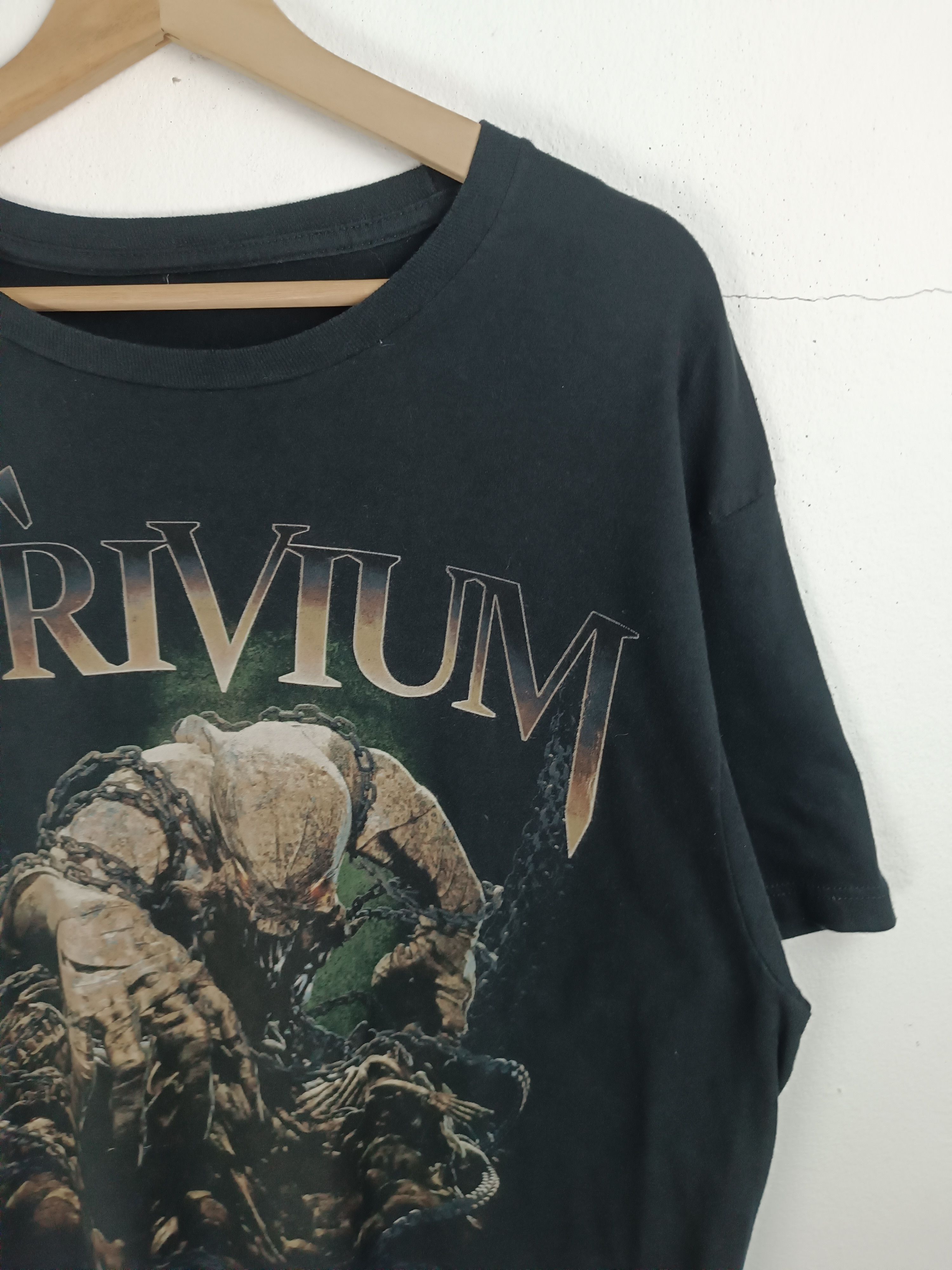 Band Tees VINTAGE Y2K TRIVIUM METAL BAND disturbed as i lay dying Size US XL / EU 56 / 4 - 6 Thumbnail