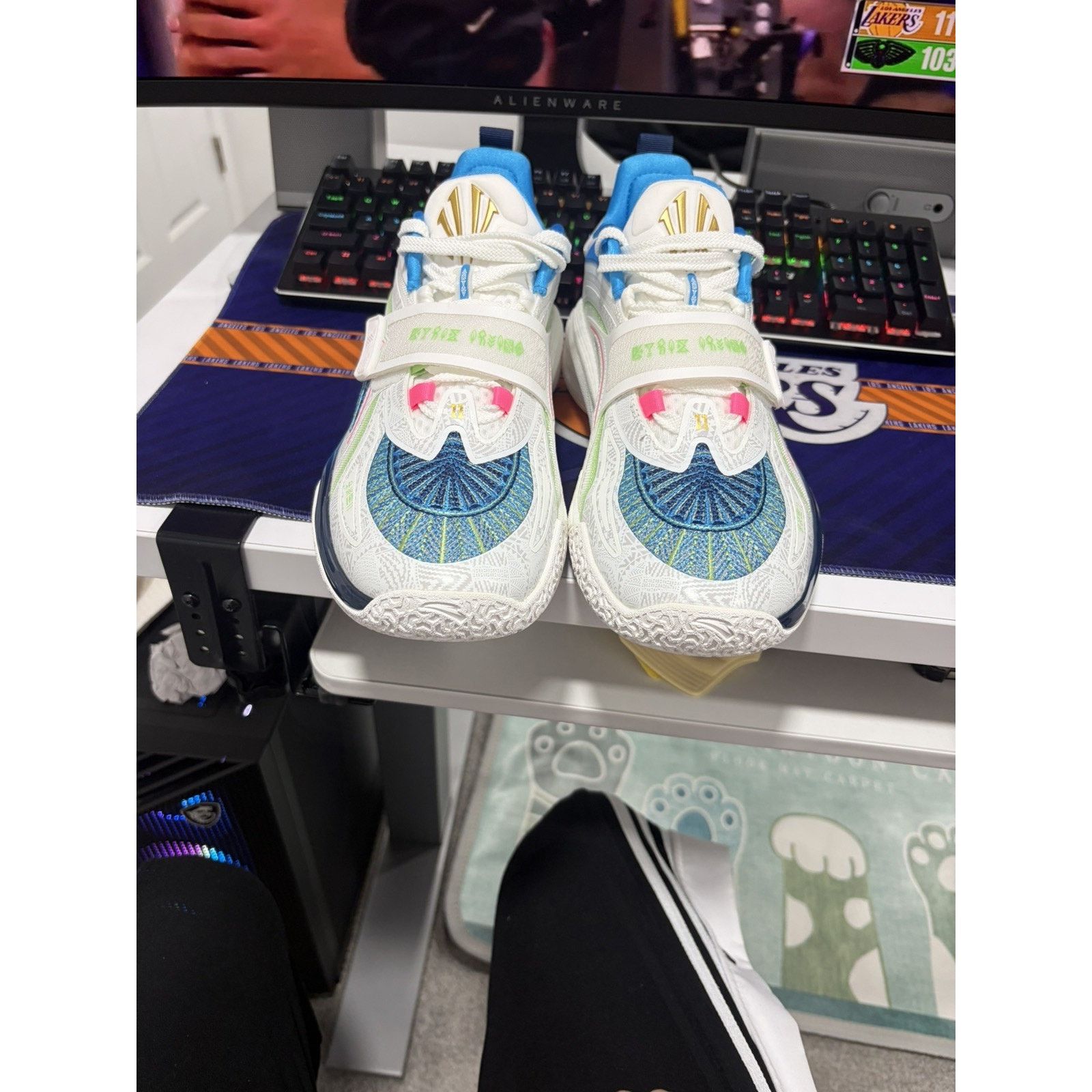 Other ANTA KAI 1 PLAYOFFS DALLAS MAVS HOME KYRIE IRVING SZ 8.5 Size US 8.5 / EU 41-42 - 4 Thumbnail