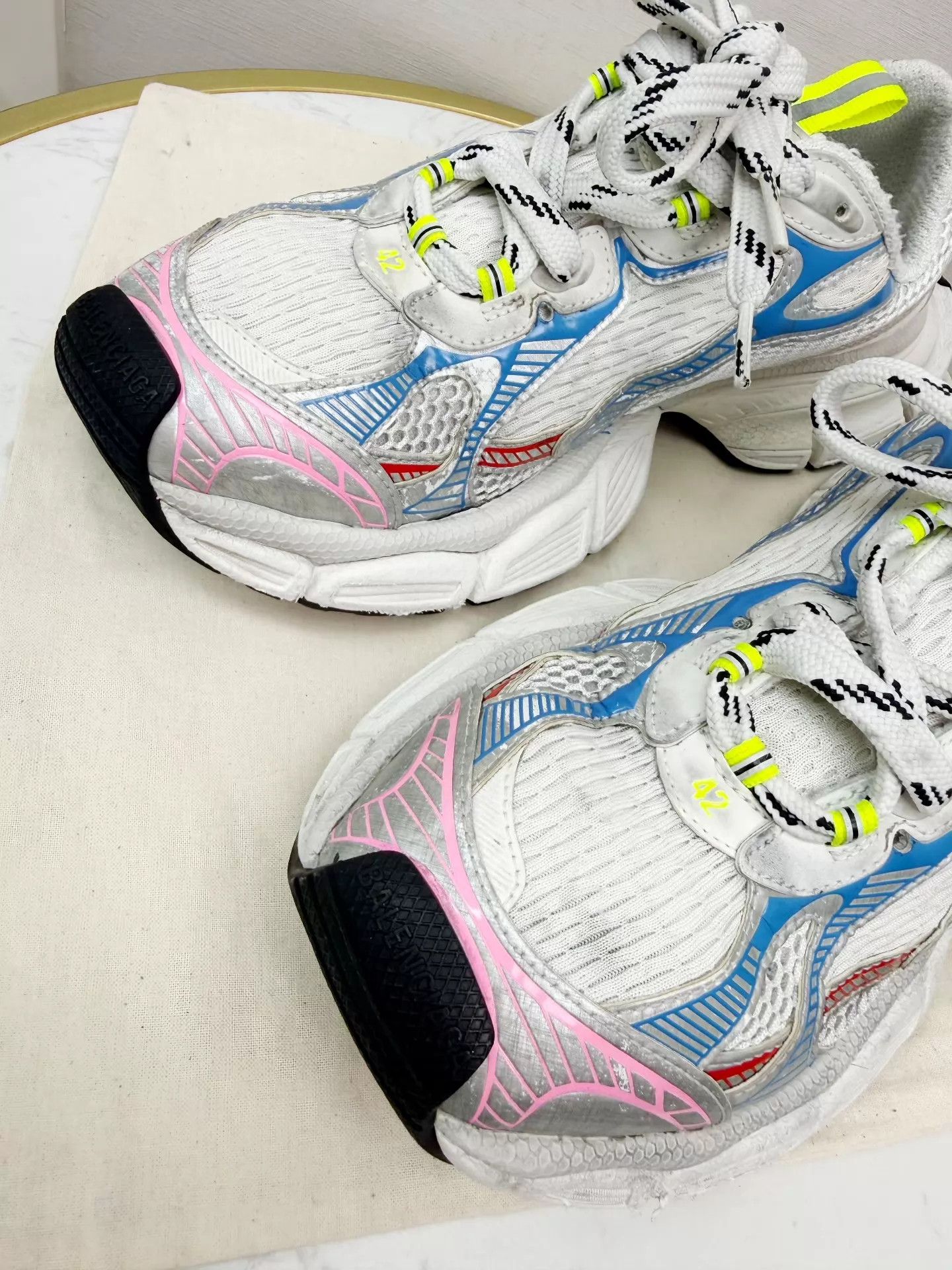 Balenciaga Balenciaga Triple S 42 Worn 2-3x Cleaned Size US 9 / EU 42 - 2 Thumbnail