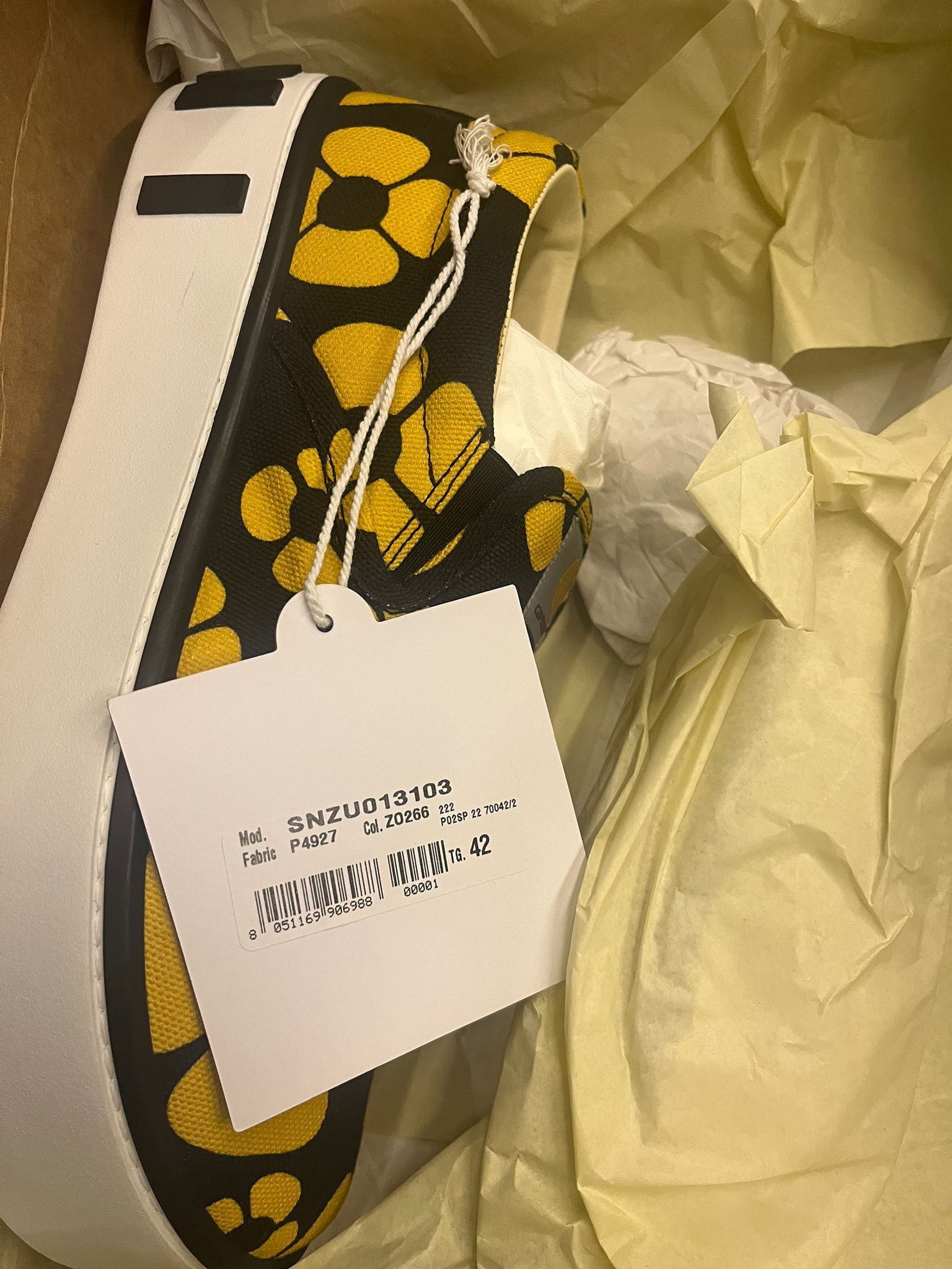 Carhartt × Marni Carhartt Paw Sunflower Slip On Sneakers in Black, Yellow Size US 9 / EU 42 - 18 Thumbnail