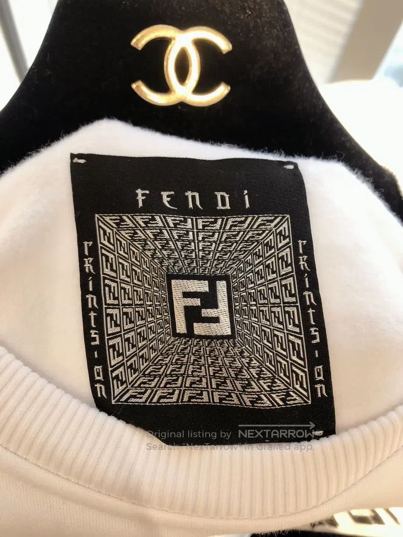 Fendi Fendi Rihanna Collaboration White Sweatshirt Size XS / US 0-2 / IT 36-38 - 8 Thumbnail
