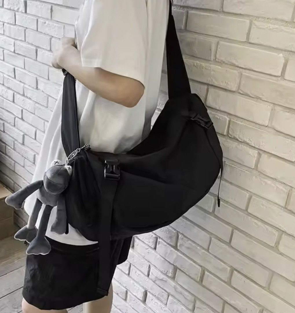 Japanese Brand large-capacity shoulder bag sports backpack Size ONE SIZE - 10 Thumbnail