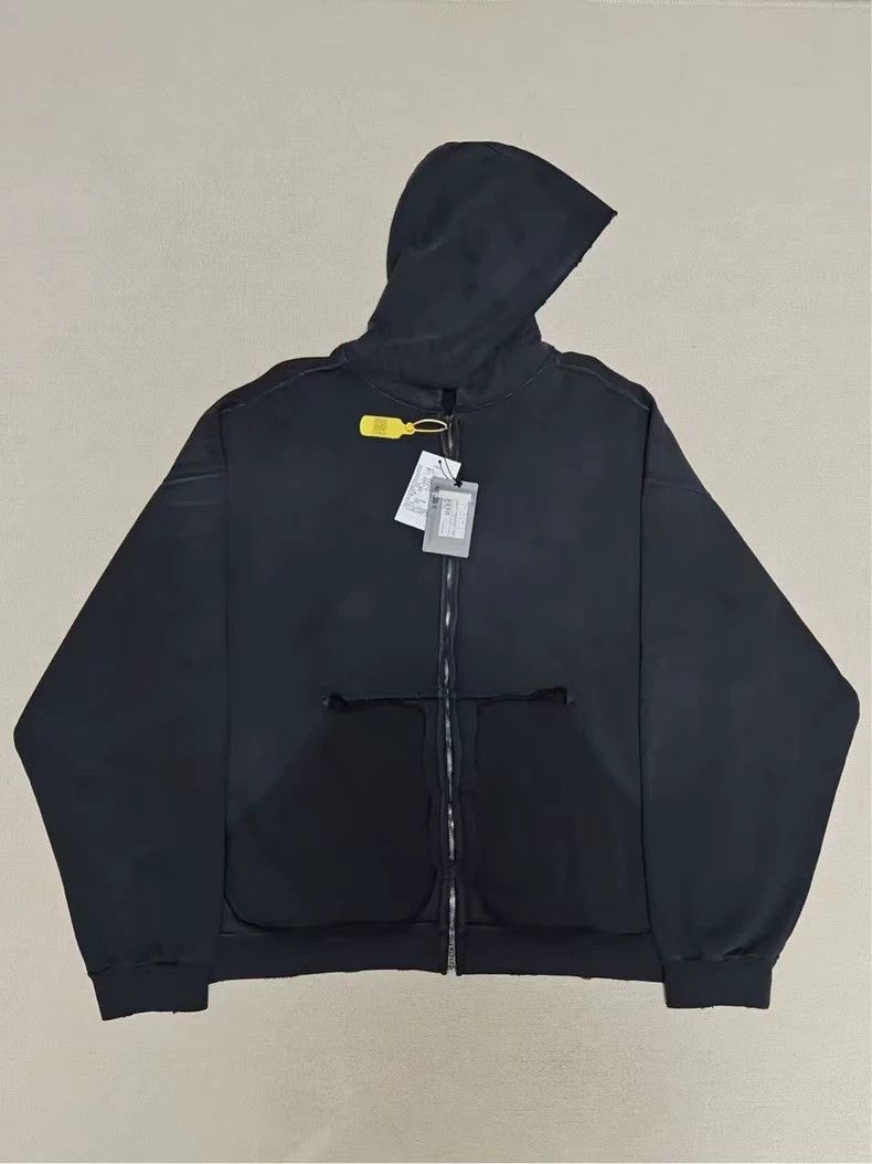 Balenciaga Balenciaga adhesive tape textured paper zipper used hooded Size US S / EU 44-46 / 1 - 1 Thumbnail