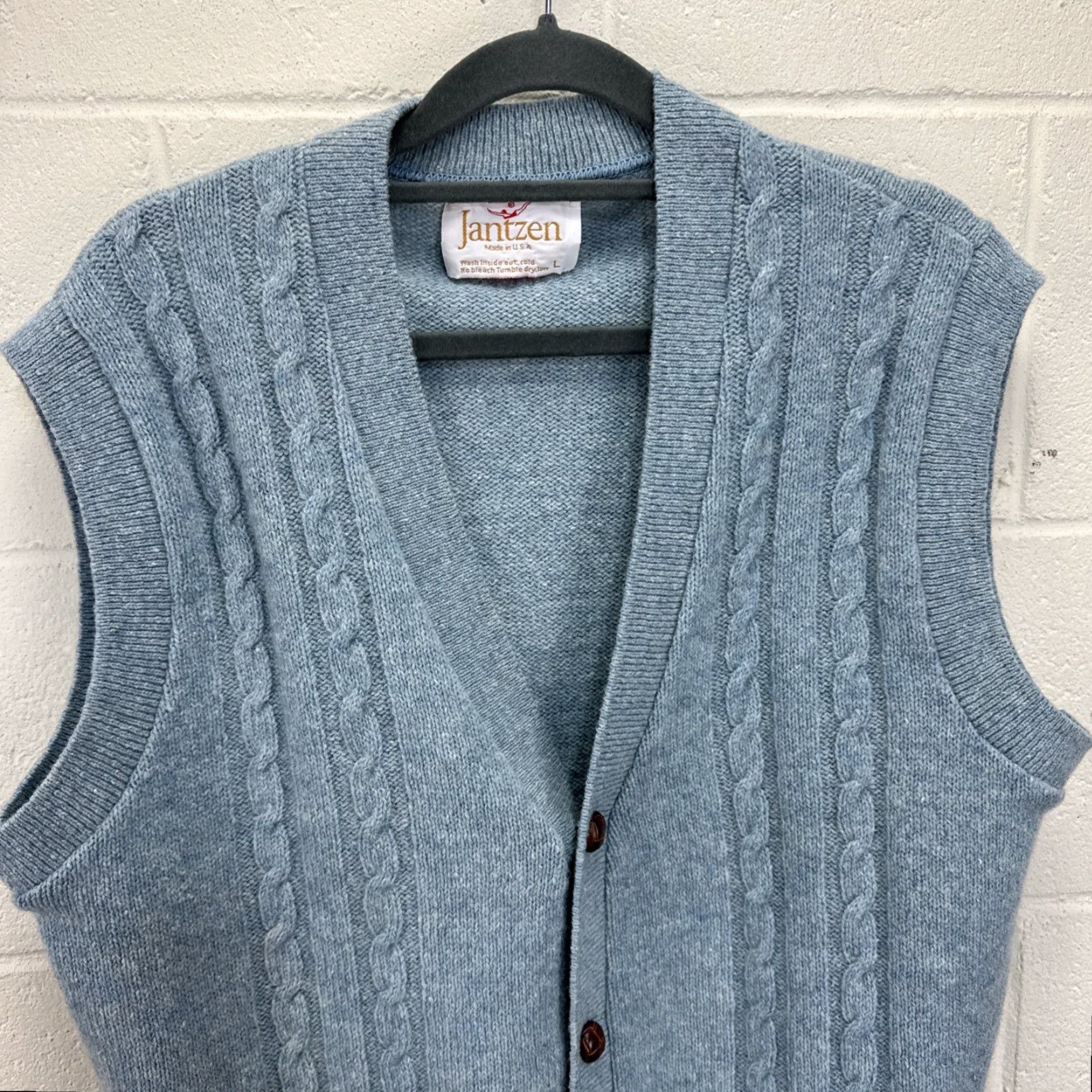 Jantzen VINTAGE Jantzen Cardigan Sweater Vest Mens Large Blue Wool Blend V-Neck Button Closure Sleeveless 70s Grunge Hipster Classic Casual Size US L / EU 52-54 / 3 - 6 Thumbnail