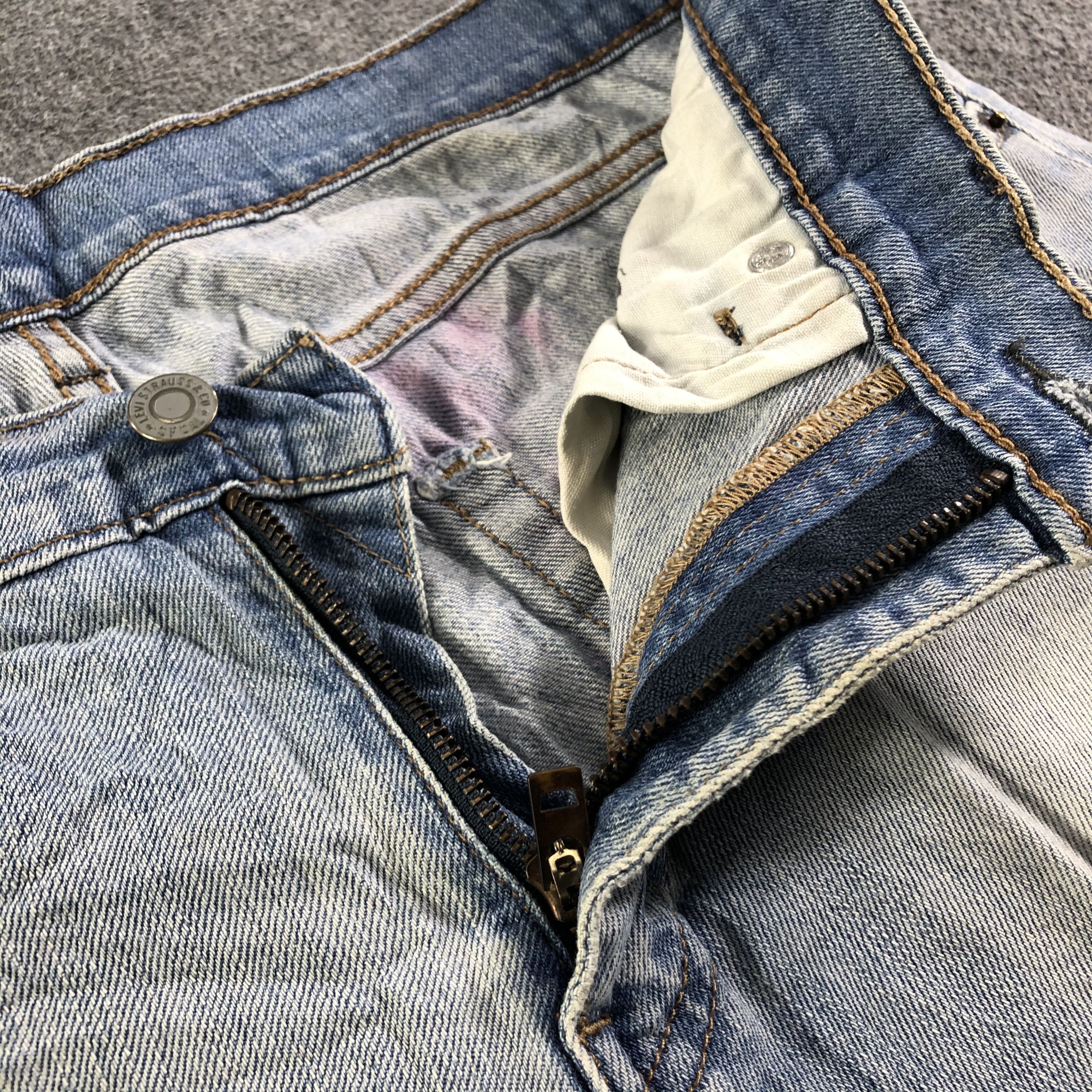 Levi's Vintage Light Wash Levis 511 Jeans-J3030 Size US 33 - 7 Thumbnail
