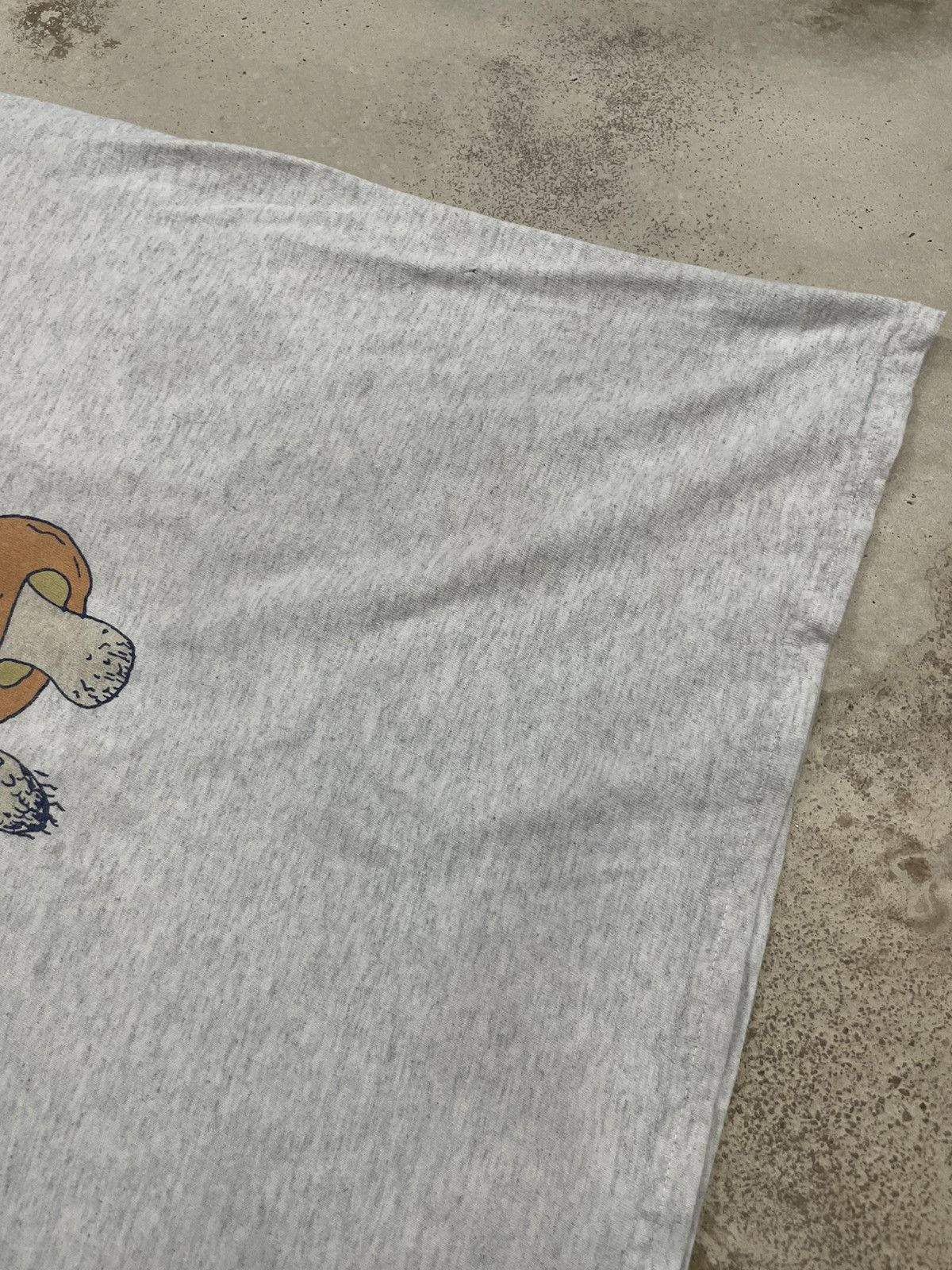 Gildan Groovy Mushroom Motive Art Gildan Printed Marks Washed Tee Size US L / EU 52-54 / 3 - 5 Thumbnail