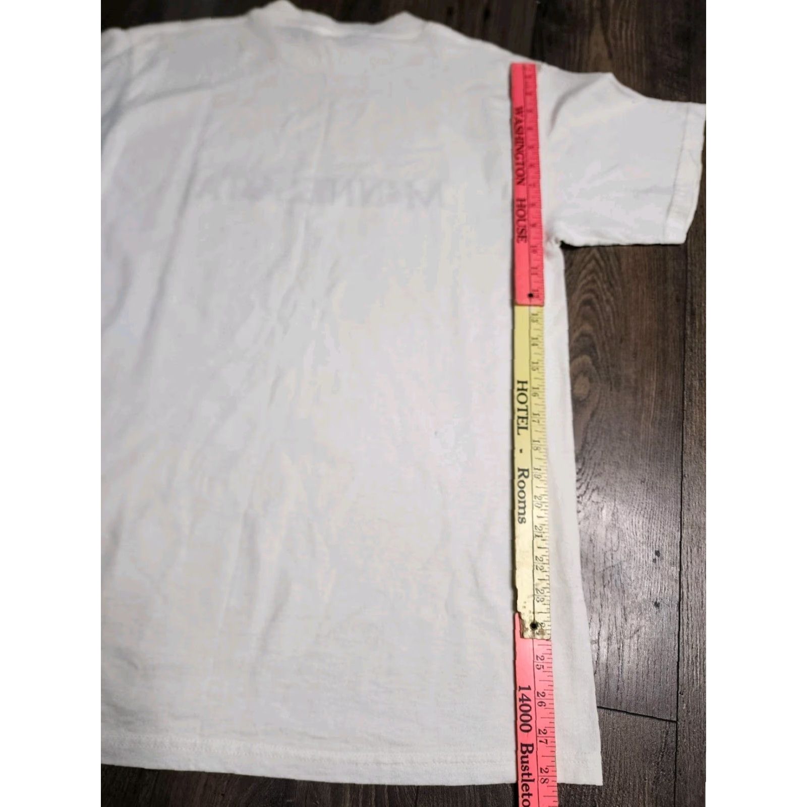 Tultex VINTAGE Tultex Mens L T-Shirt Ivory Embroidered 80s Camping Hiking Mountain Outdoors Size US L / EU 52-54 / 3 - 3 Thumbnail