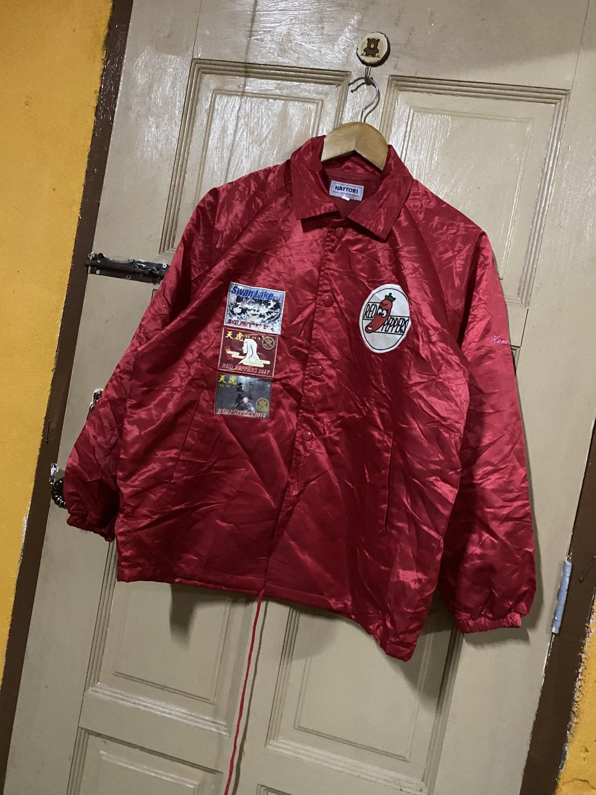 Japanese Brand Vintage Hattori Red Peppers Fujinohana Coach Jacket Japan Size US S / EU 44-46 / 1 - 4 Thumbnail