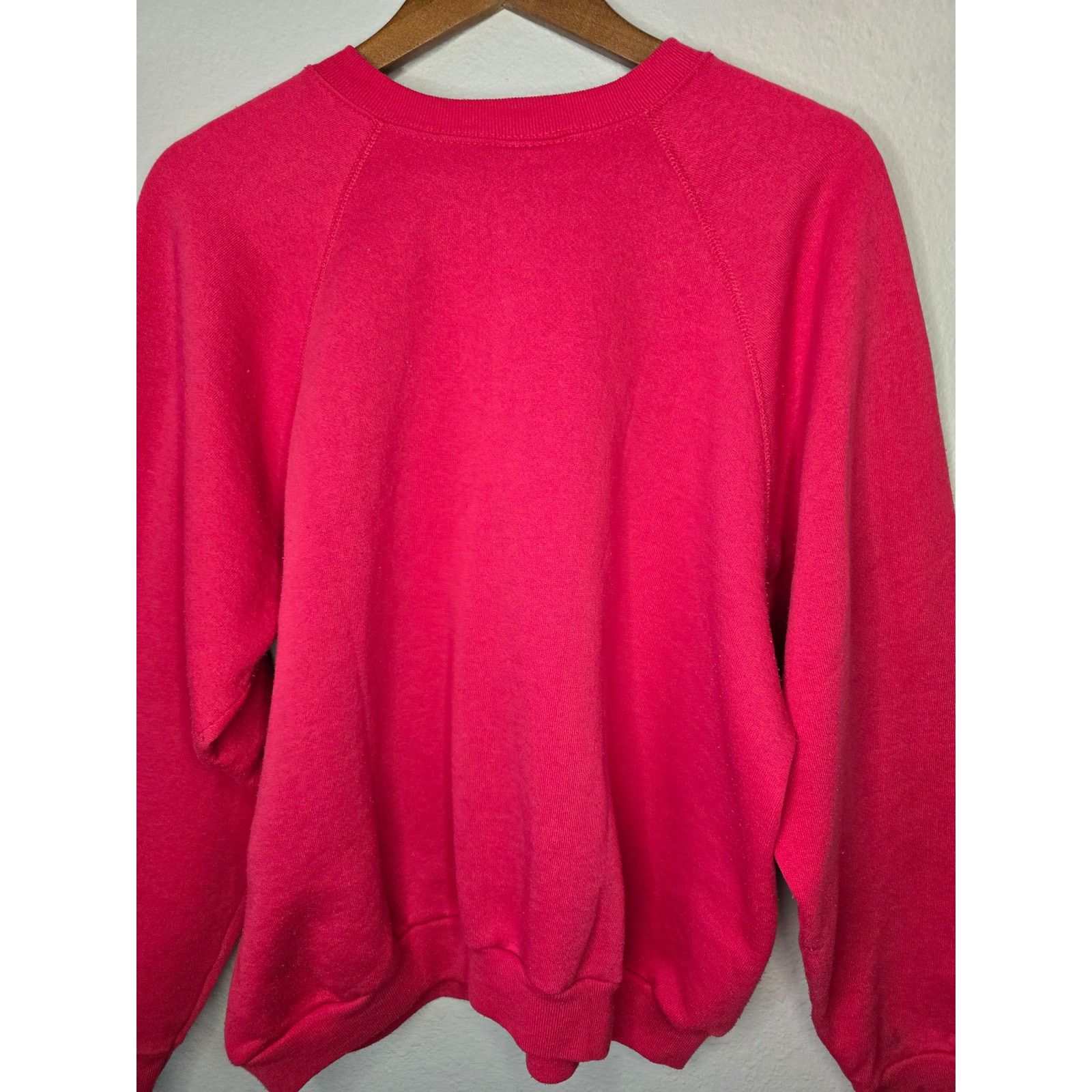 Tultex × Vintage Vintage Blank Sweater Tultex L Hot Pink Plain Sweatshirt 90s Size US L / EU 52-54 / 3 - 10 Thumbnail