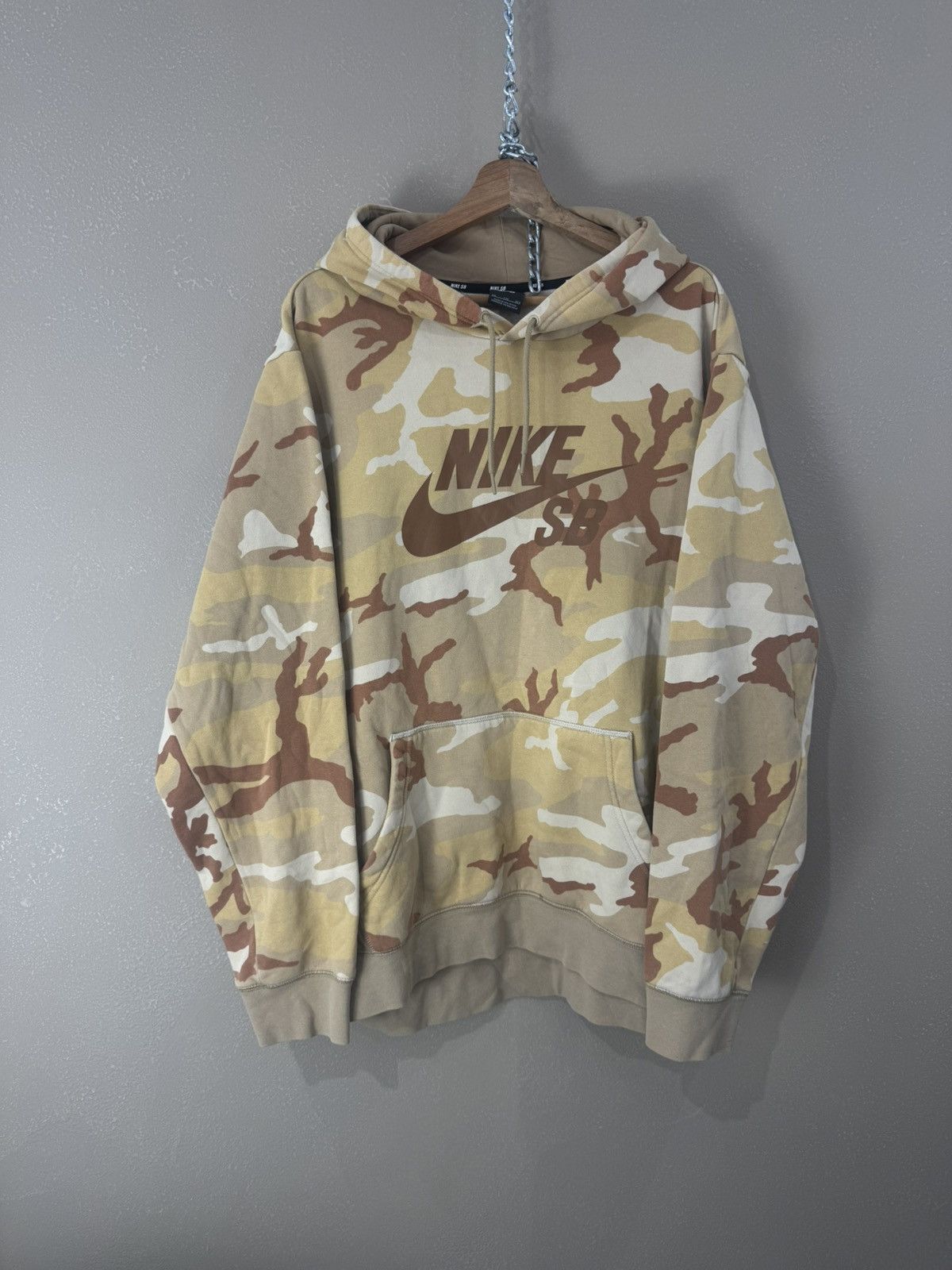 Nike Vintage Nike SB Camo Hoodie Skater Y2K Size US XXL / EU 58 / 5 - 1 Thumbnail