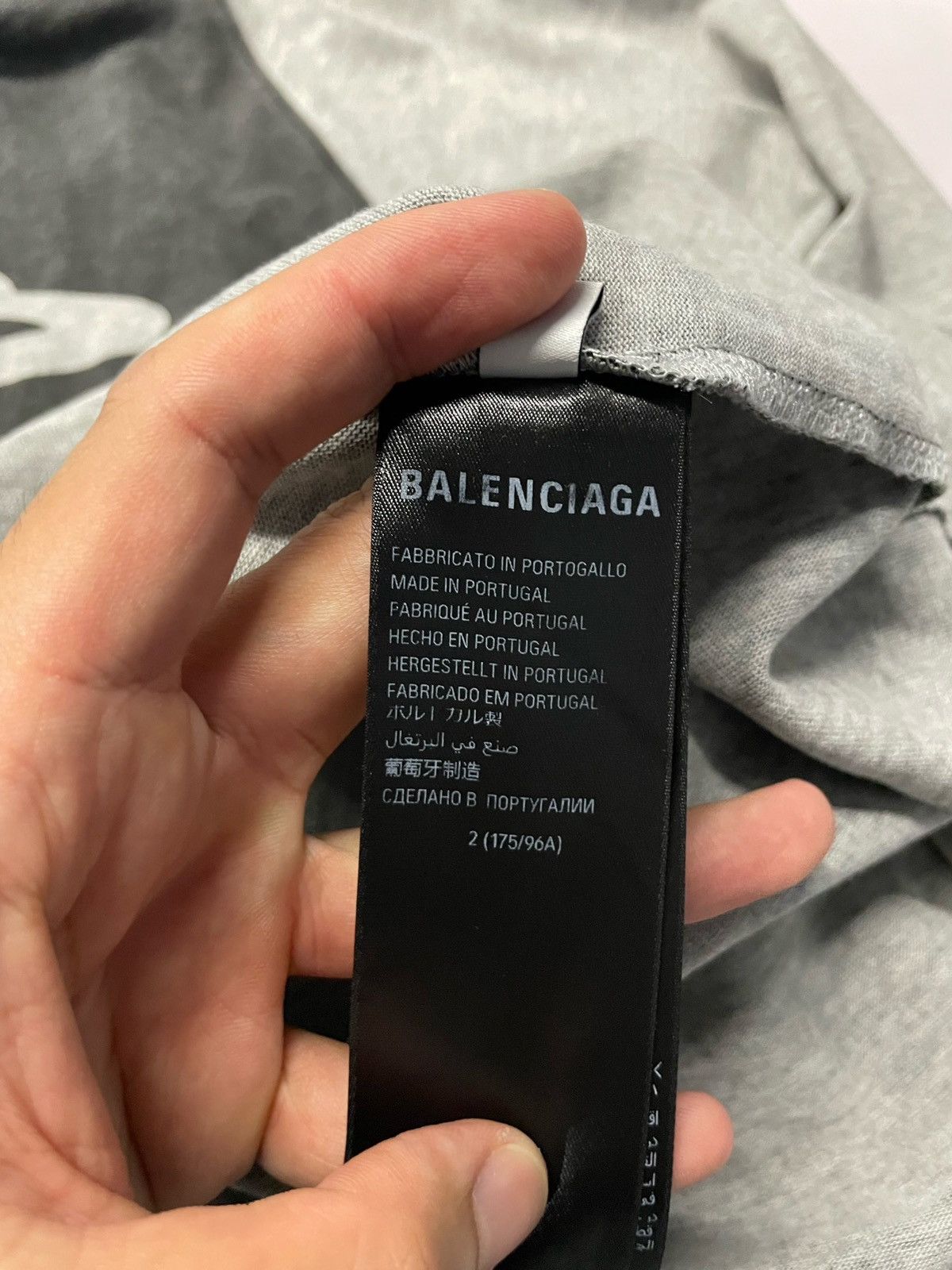 Balenciaga Balenciaga 3B Logo Oversized Tee Size US M / EU 48-50 / 2 - 13 Thumbnail