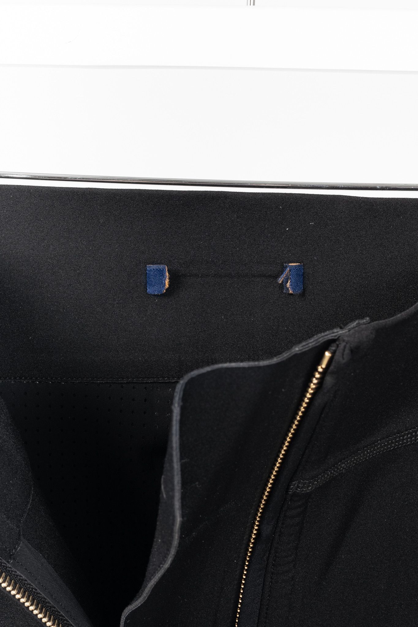 Louis Vuitton Louis Vuitton Black Stretch Piped Flared Pants Size 26" / US 2 / IT 38 - 4 Thumbnail