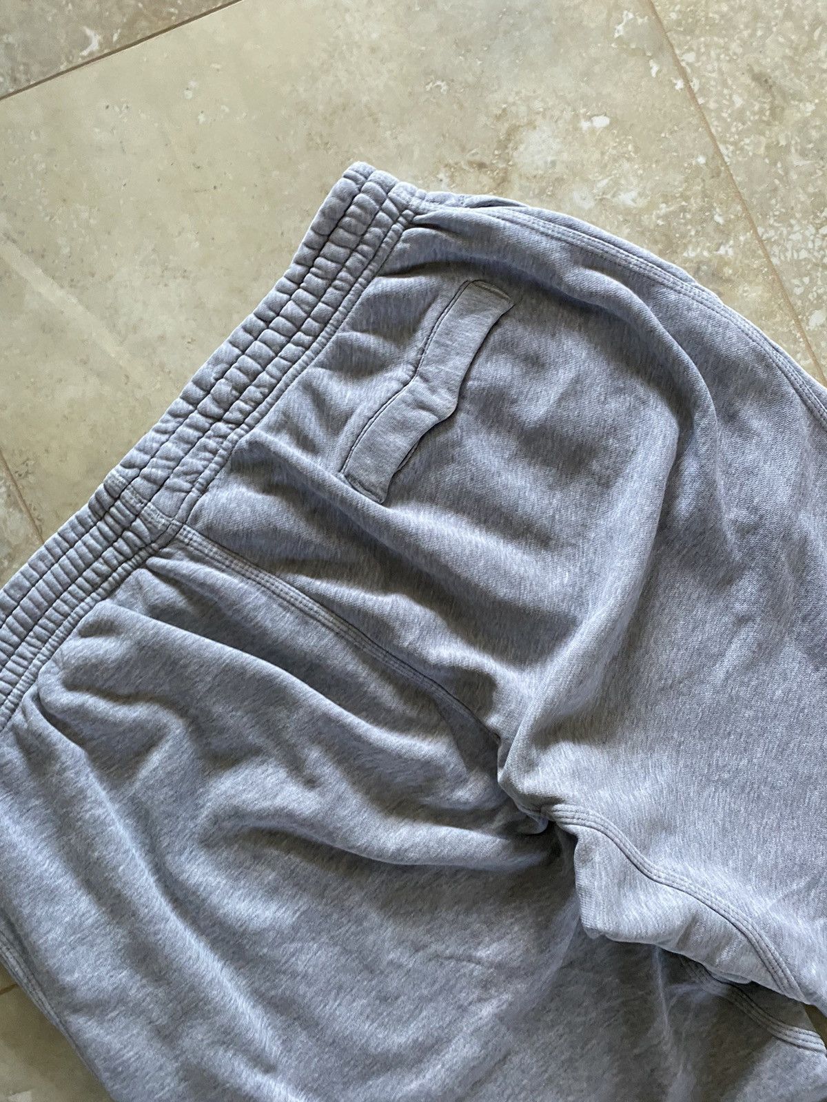 Nike Vintage Nike Baggy Grey Swosh Logo Sweatpants Streetwear Y2k Size US 34 / EU 50 - 11 Thumbnail