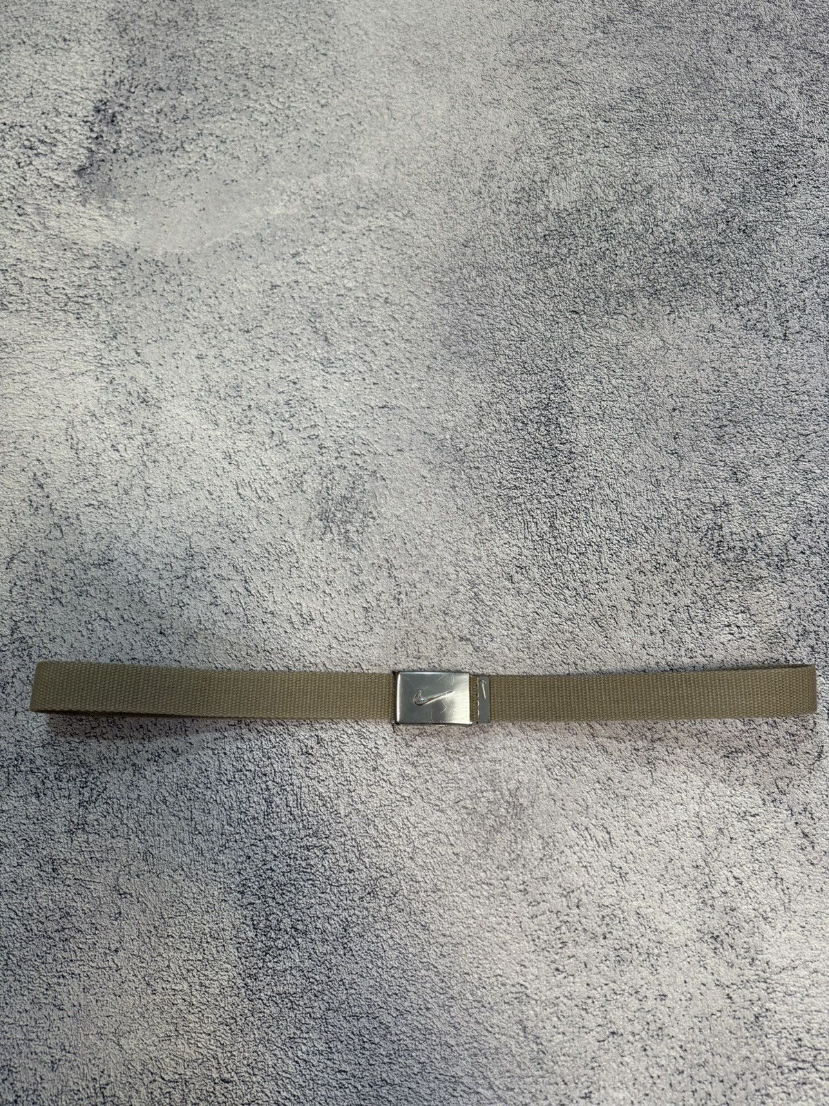 Nike Vintage Nike Canvas Belt Beige Strap Silver Buckle 116cm Size ONE SIZE - 1 Thumbnail