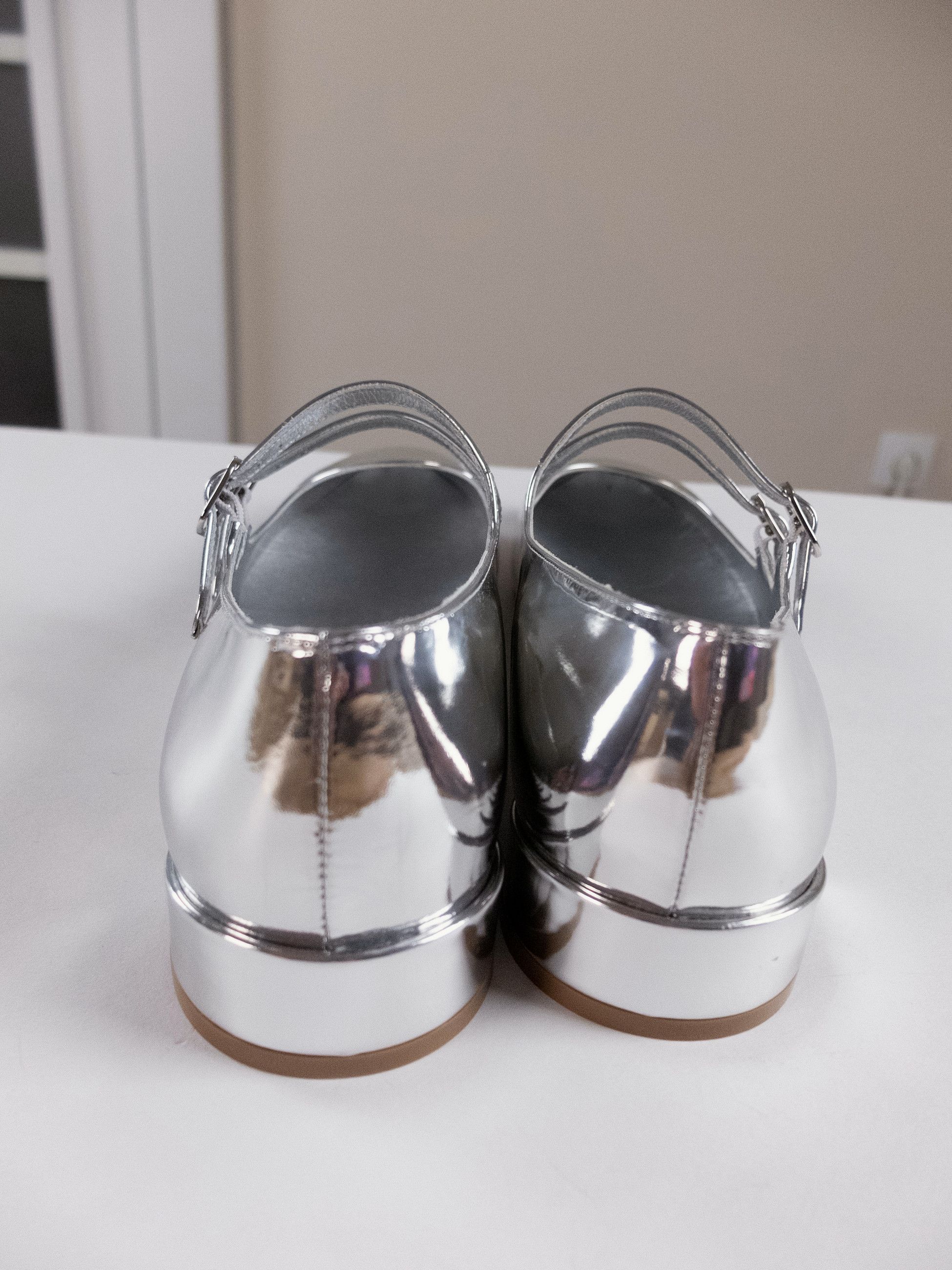 Christian Louboutin CHRISTIAN LOUBOUTIN Sweet Jane metallic ballet flats Size US 11 / IT 41 - 9 Thumbnail