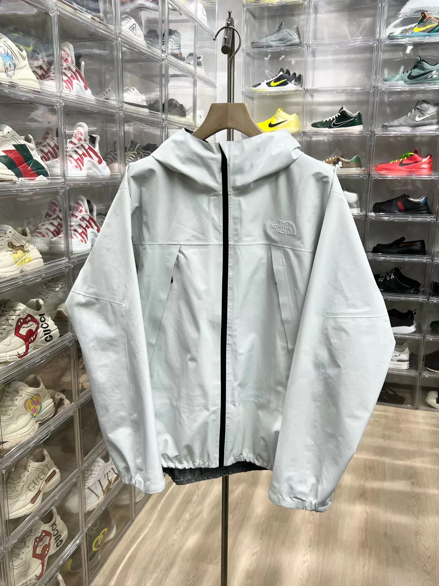The North Face TNF undyed Gtx white XL Jacket Size US XL / EU 56 / 4 - 1 Thumbnail