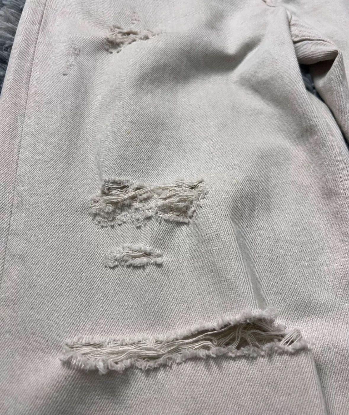 Acne Studios Acne studios Ripped white jeans 2412-Nextarrow Size US 28 / EU 44 - 7 Thumbnail