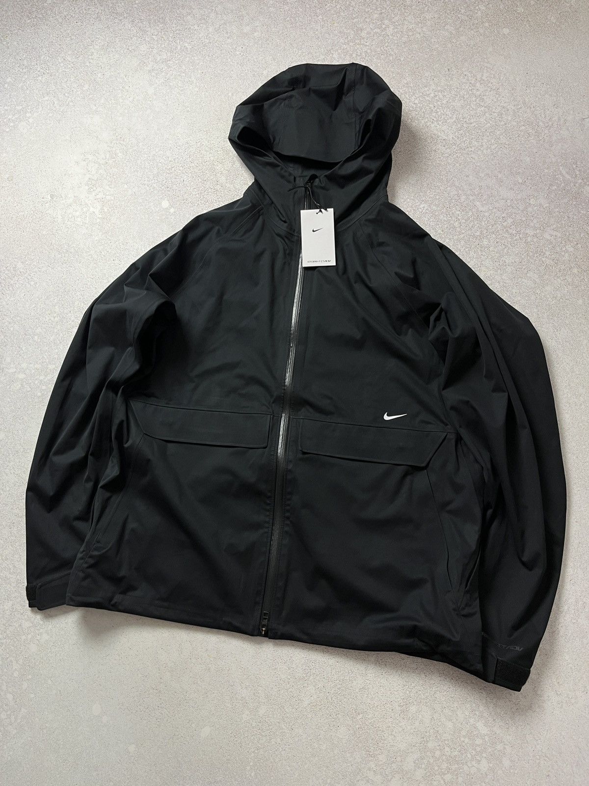 Nike DDP NWT Nike Storm-Fit ADV A.P.S Fitness Jacket Rough Black Size US L / EU 52-54 / 3 - 1 Thumbnail