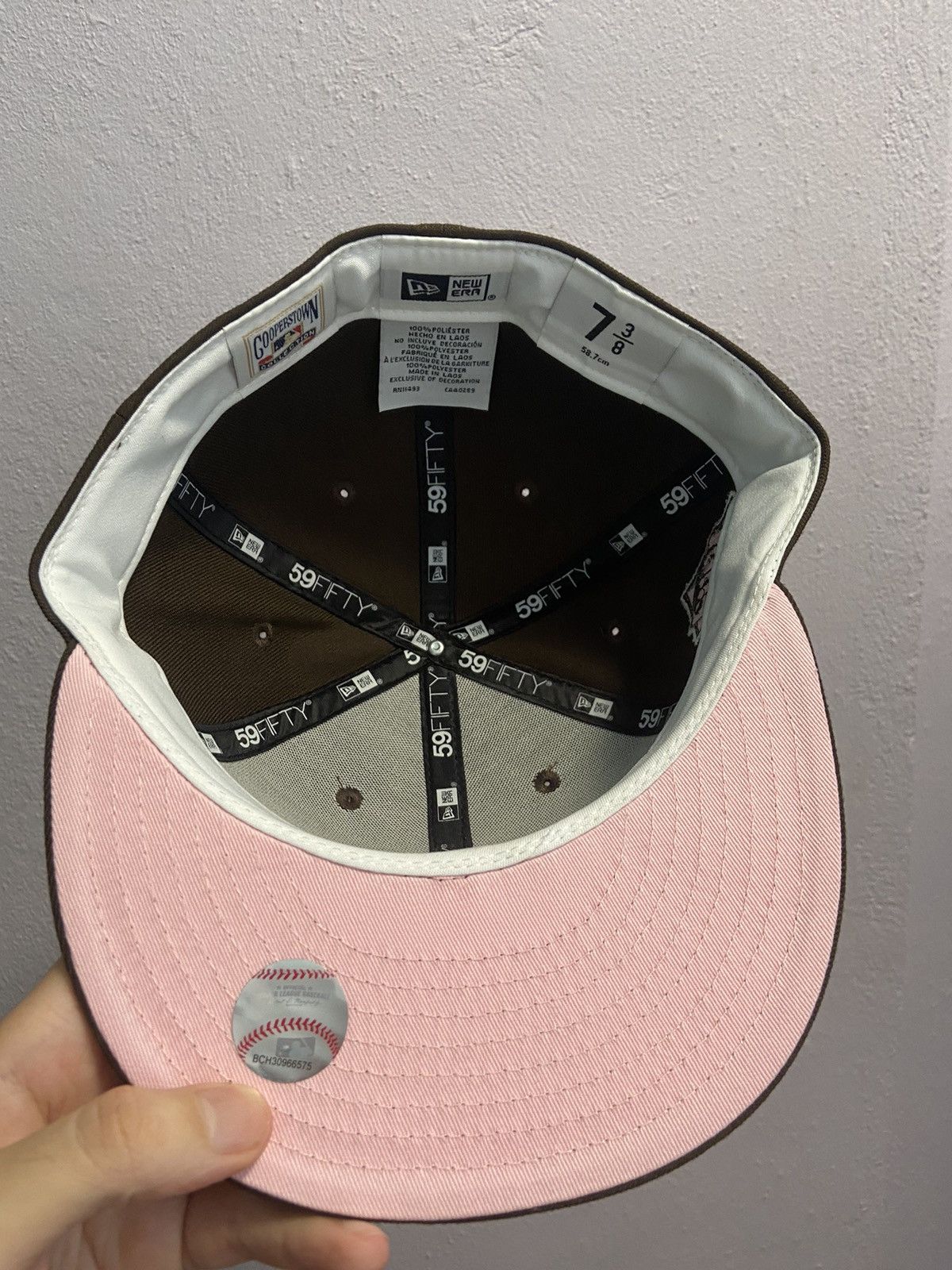MLB × MyFitteds × New Era 7 3/8 - New York Yankees Brown Pink Brim Fitted Hat Cap 1999 Size ONE SIZE - 8 Thumbnail