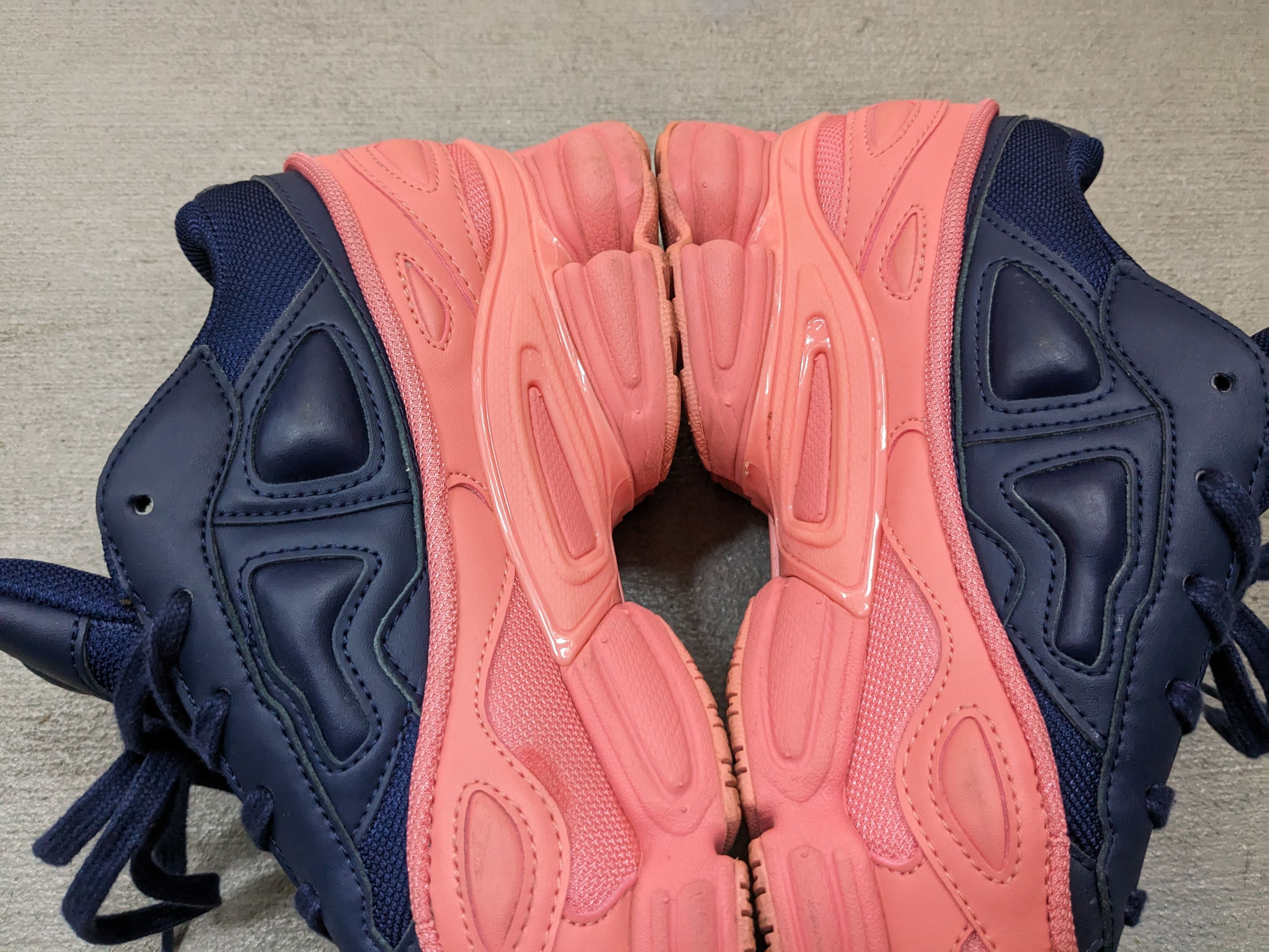 Adidas × Raf Simons Adidas Raf Simons Ozweego Size 8.5 Pink Blue F34268 Size US 8.5 / EU 41-42 - 9 Thumbnail
