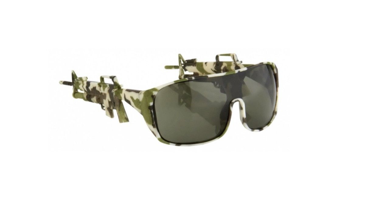 Linda Farrow × Jeremy Scott 13ss Rifle M16 gun glasses