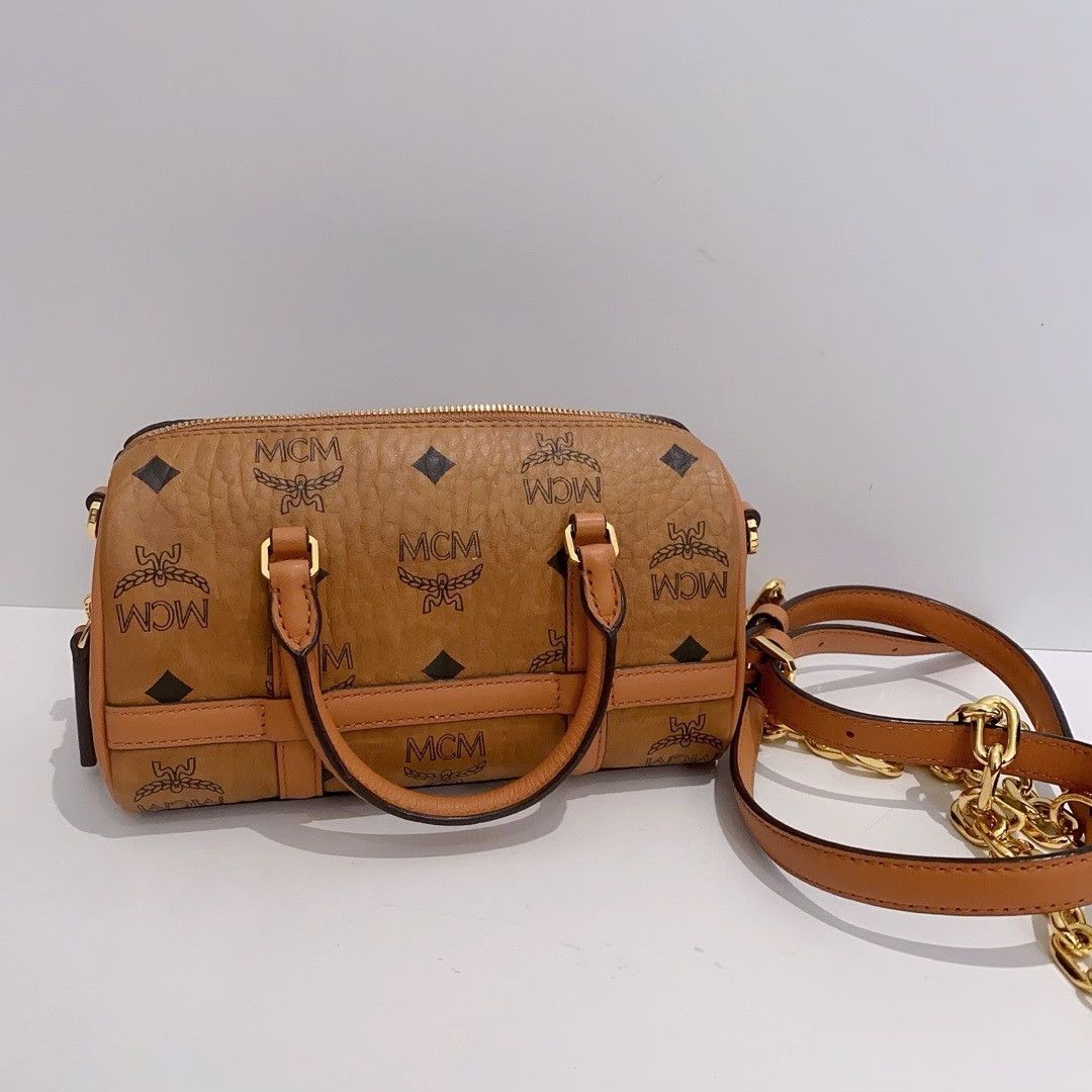 MCM Pre-loved Bag Very good condition Size ONE SIZE - 1 Thumbnail