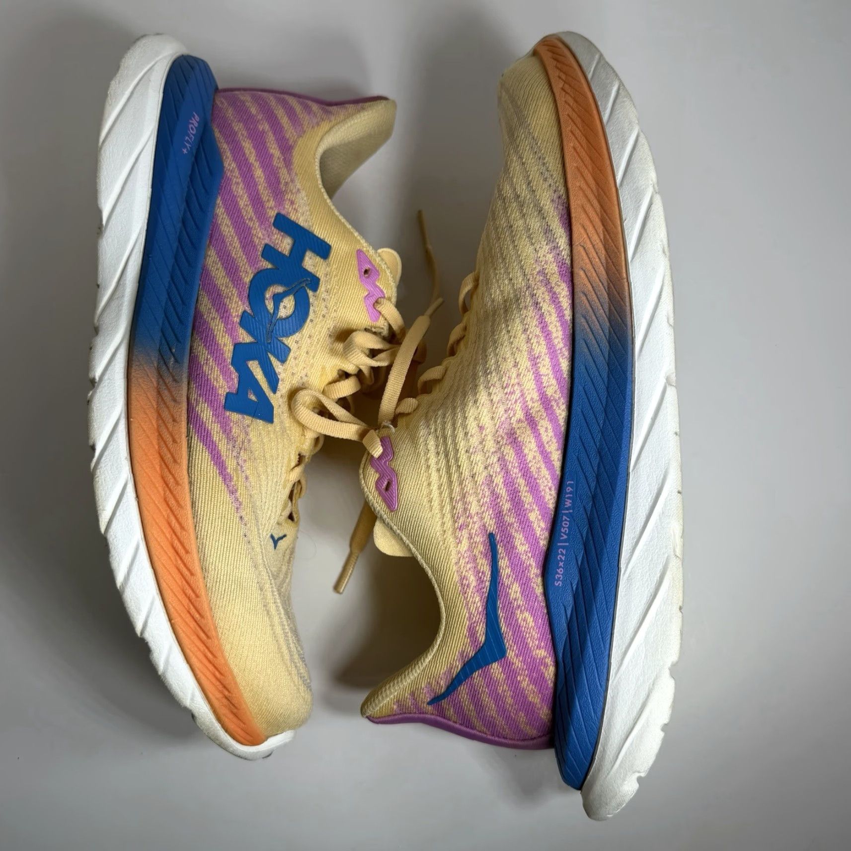 Vintage Hoka One One Sneakers Women's 8.5B Running Mach 5 1127894-ICYC Impala Cyclamen Size US 9 / IT 39 - 6 Thumbnail