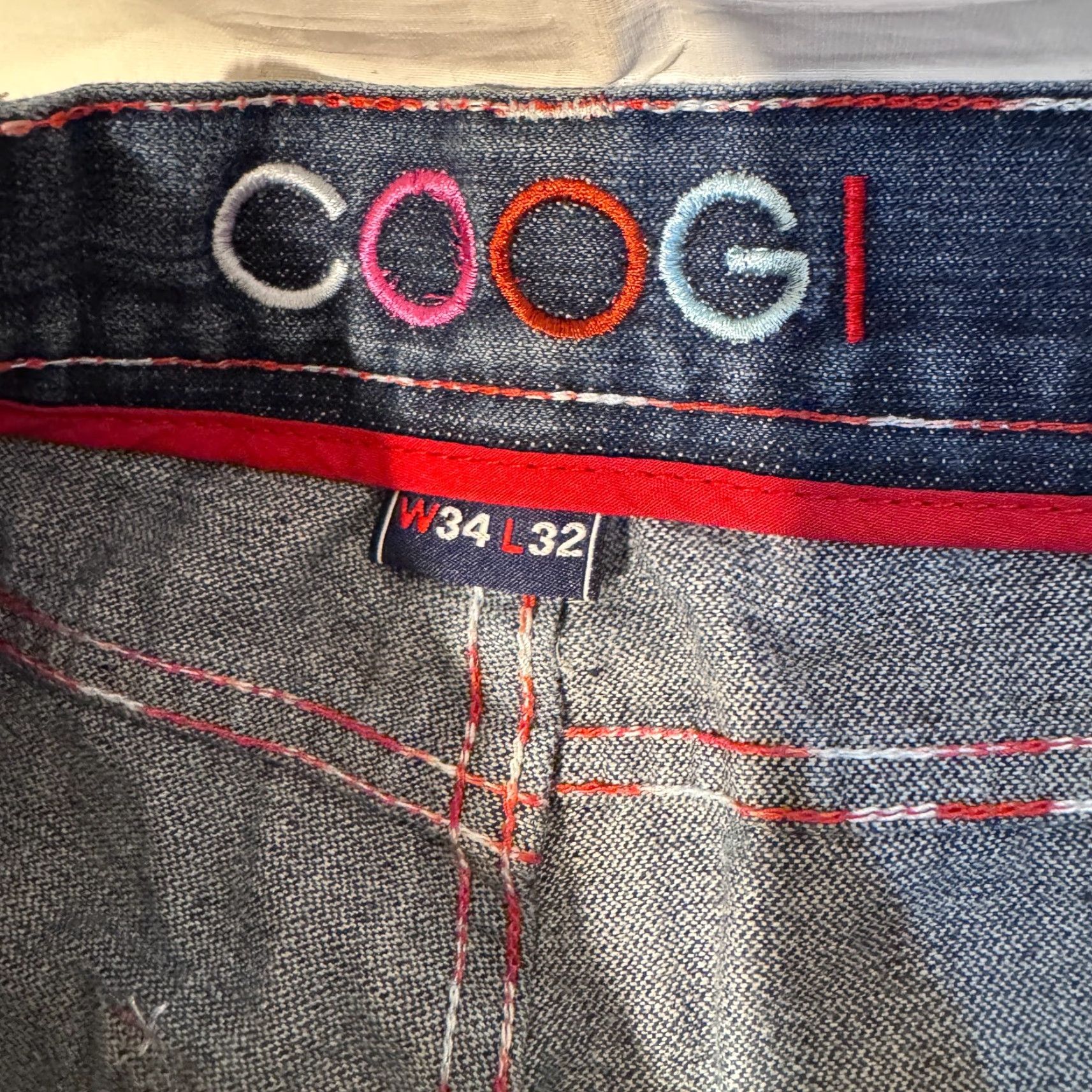 Coogi VINTAGE COOGI Jeans 34x32 5-Pocket Denim Straight Inseam 32 Hawaiian Y2K Embroidered Back Pocket Men Men’s Size US 34 / EU 50 - 4 Thumbnail