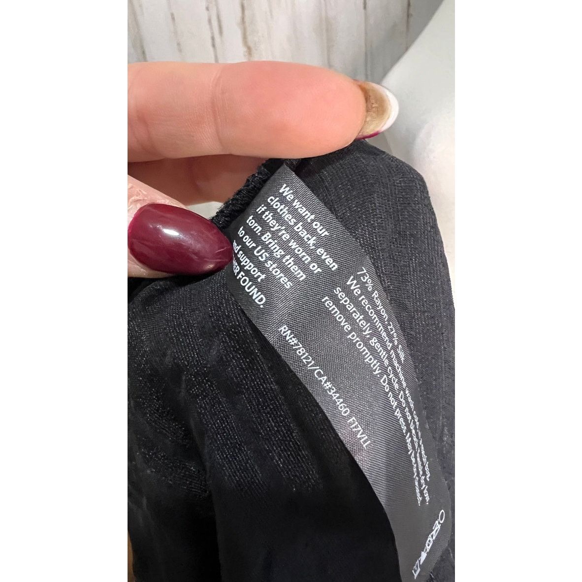 Eileen Fisher Eileen Fisher Women's M Black Velvet Burnout Stripe Blouse Size M / US 6-8 / IT 42-44 - 7 Thumbnail