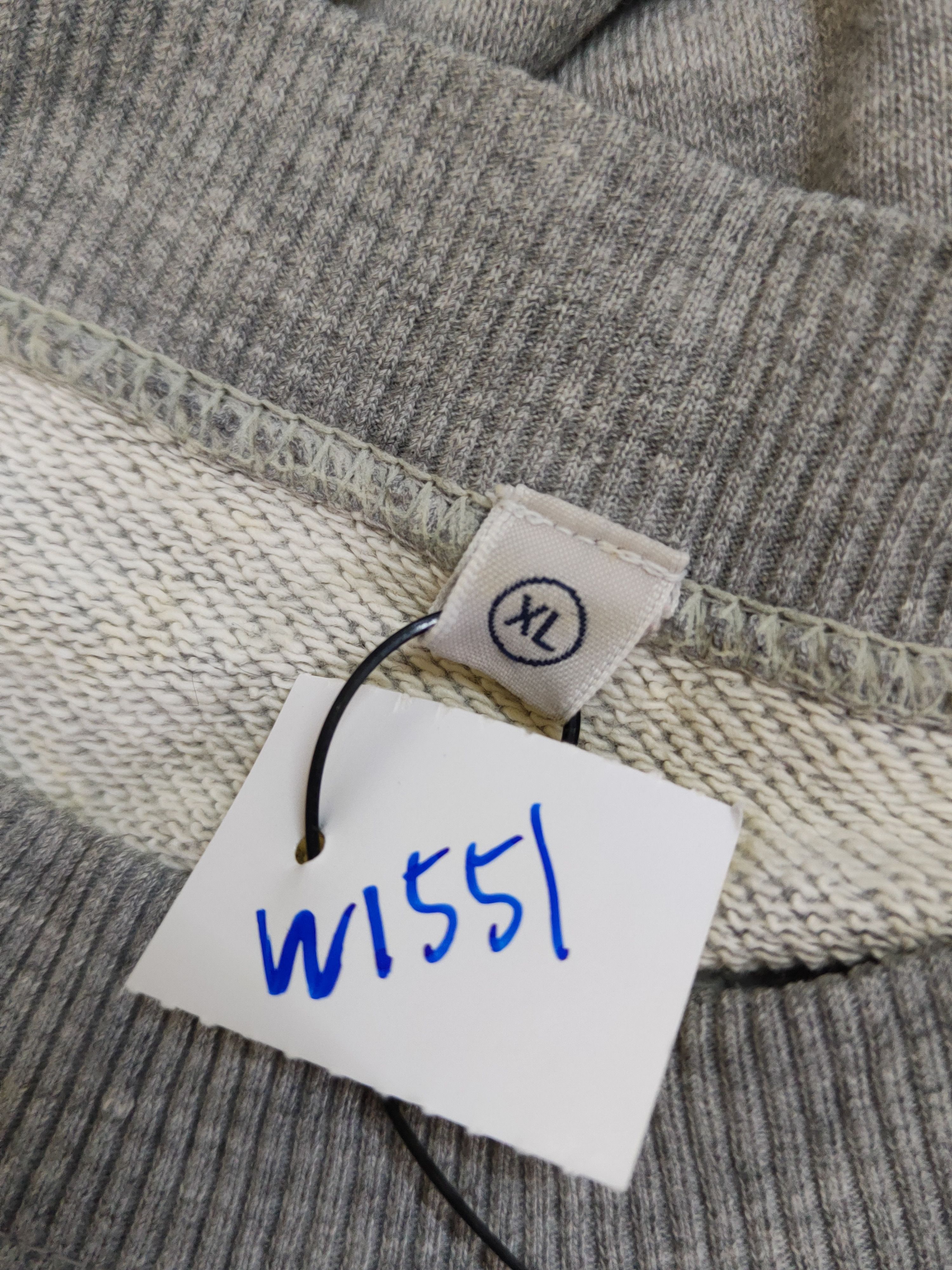 Japanese Brand × Vintage Uniqlo vintage plain Gray Sweatshirts #W1551 Size US XL / EU 56 / 4 - 11 Thumbnail