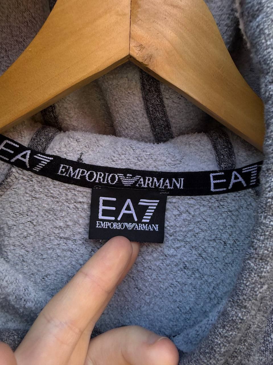 Emporio Armani Emporio Armani wool sweater jacket y2k Size US L / EU 52-54 / 3 - 5 Thumbnail