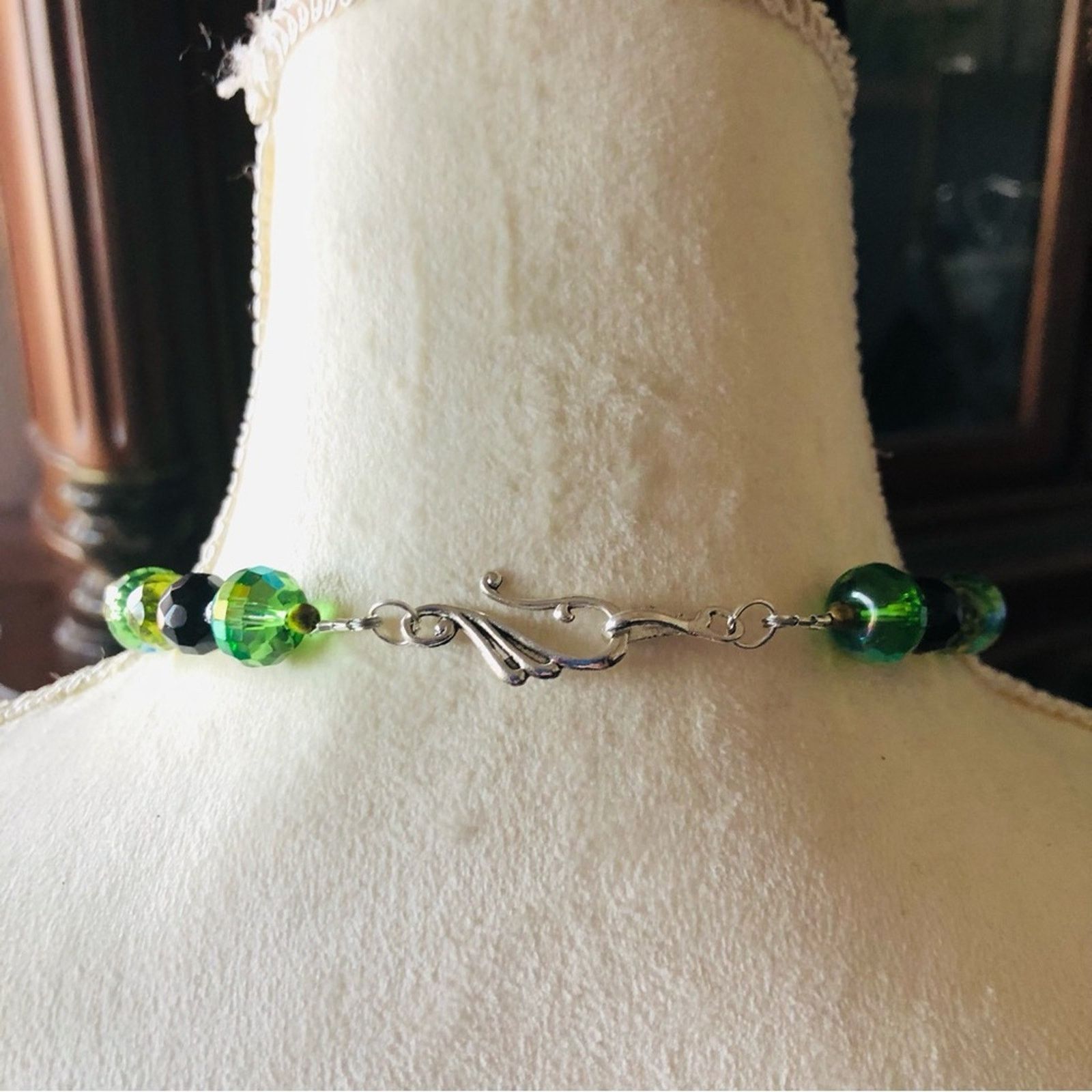 Handmade Handcrafted forest surrender crystal bead pendant necklace Size ONE SIZE - 7 Thumbnail