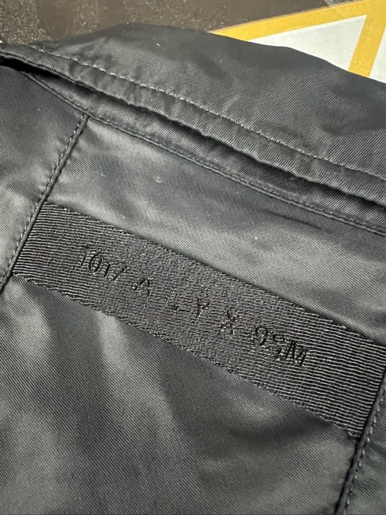 1017 ALYX 9SM 1017 ALYX 9SM by Matthew M Williams Nylon Buckle Shirts Size US L / EU 52-54 / 3 - 6 Thumbnail