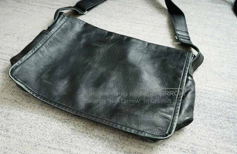 Comme des Garcons Comme Des Garcons Leather Messenger Bag. Size ONE SIZE - 3 Thumbnail
