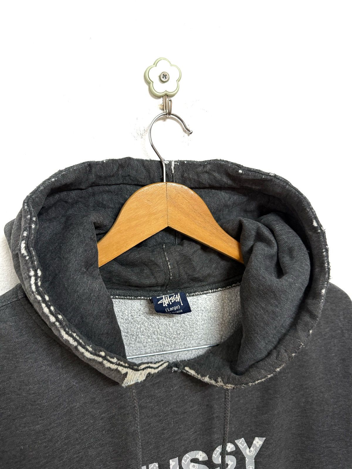 N4 × Stussy × Vintage Vintage Stussy Monogram Louis Vuitton No.4 Distressed Hoodie Size US L / EU 52-54 / 3 - 5 Thumbnail