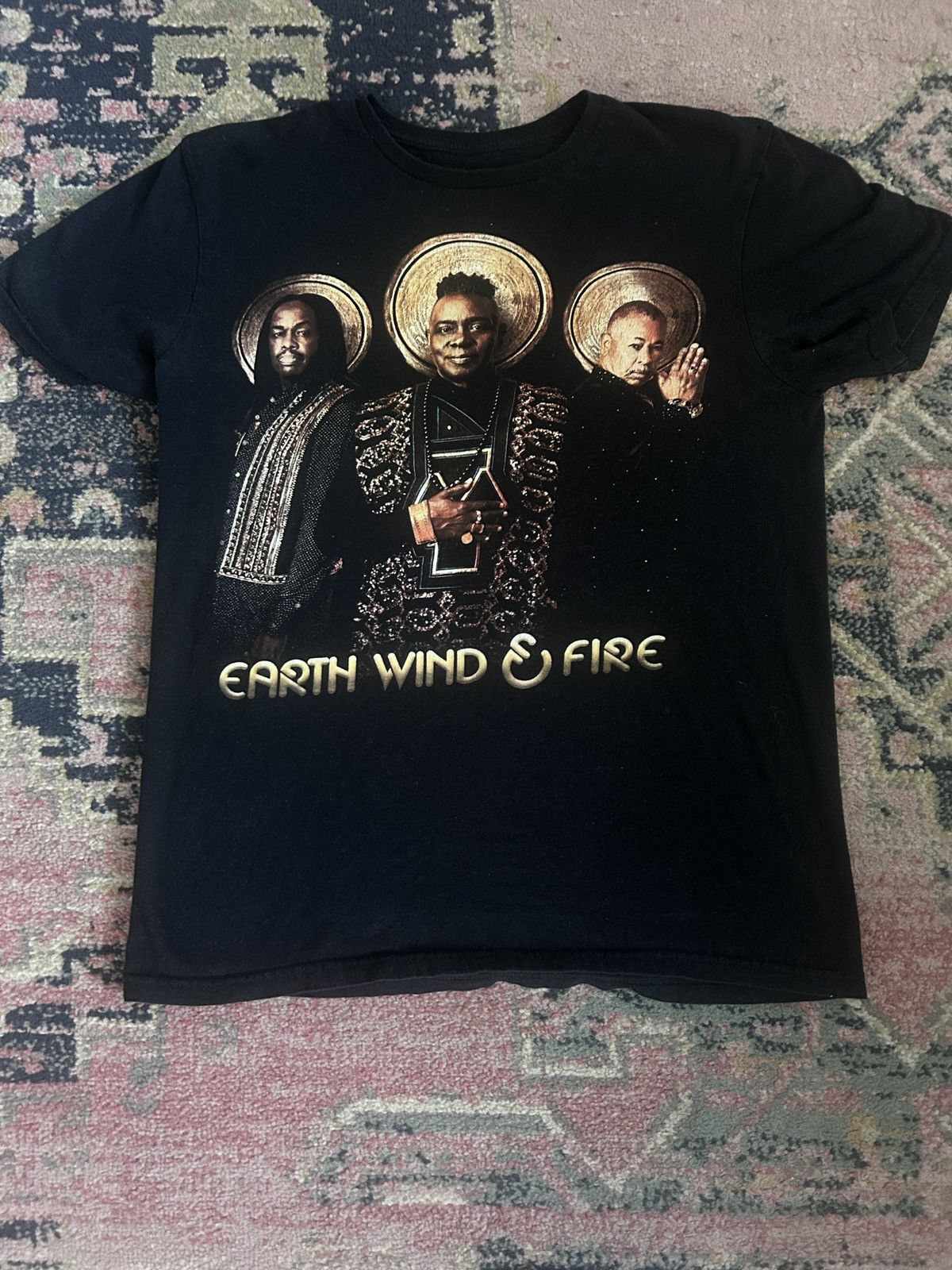 Band Tees Earth Wind & Fire Concert Shirt Medium Size US M / EU 48-50 / 2 - 1 Thumbnail