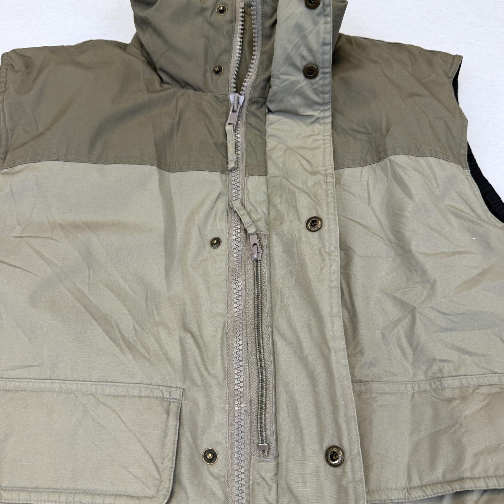 Vintage VINTAGE Cabela's Vest Mens Large Green Goose Down Puffer Full Zip Outdoor Hunting Size US L / EU 52-54 / 3 - 3 Thumbnail