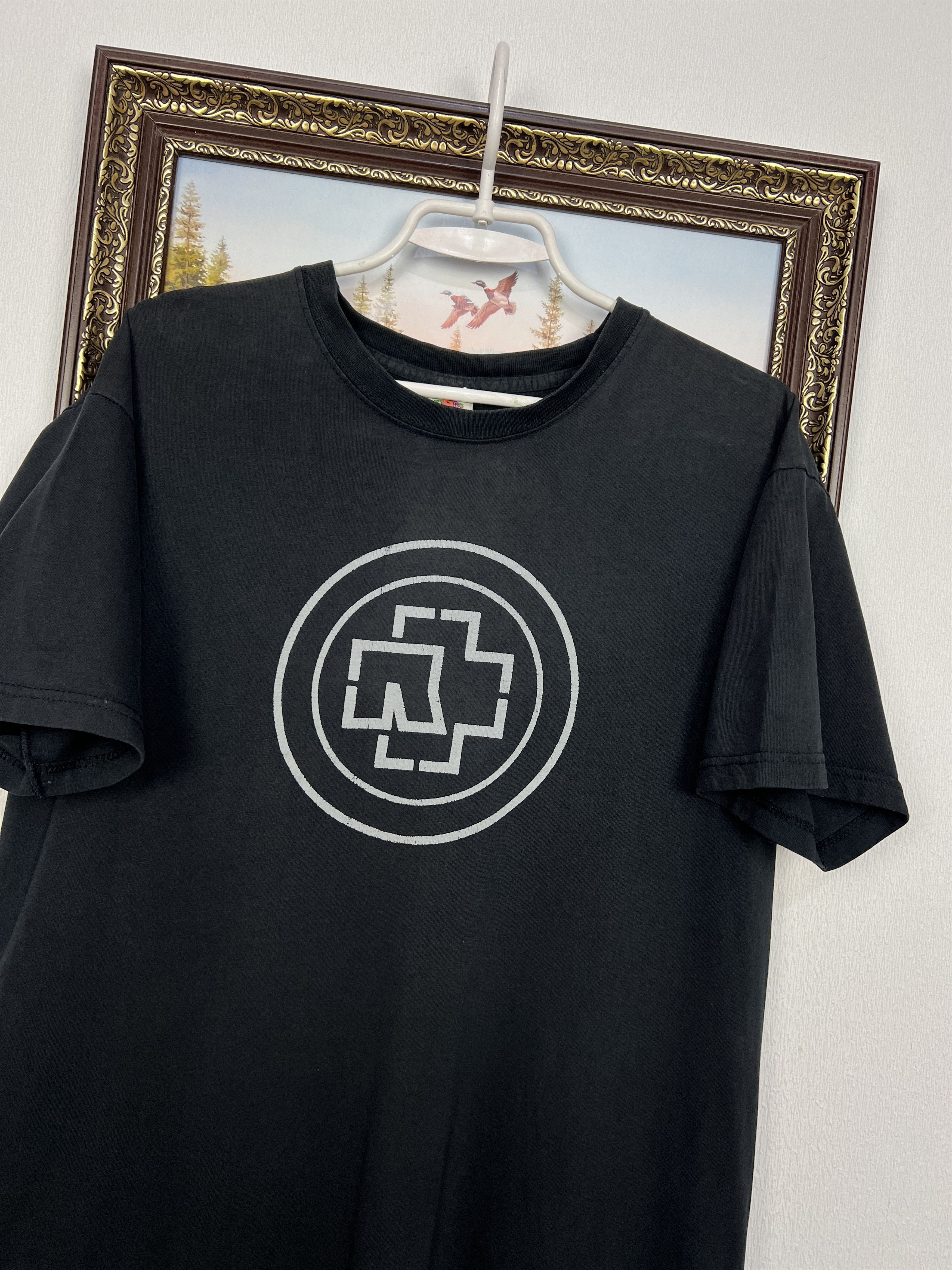 Vintage Vintage Rammstein Metal Band Graphic Over Print Tee Shirt Size US L / EU 52-54 / 3 - 3 Thumbnail