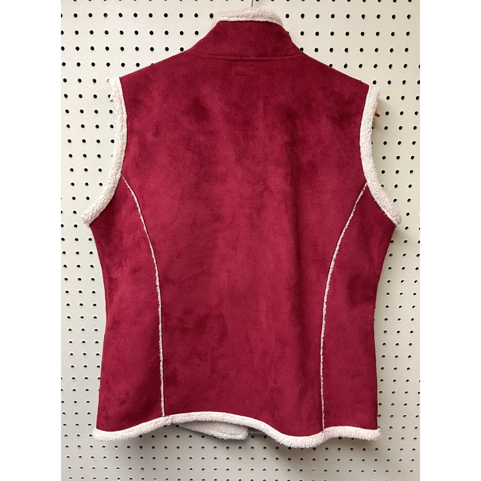 Vintage Women’s Sherpa Vest Red L Winter Button Closed Lined Faux Suede Sherpa Vintage: No Size L / US 10 / IT 46 - 2 Thumbnail