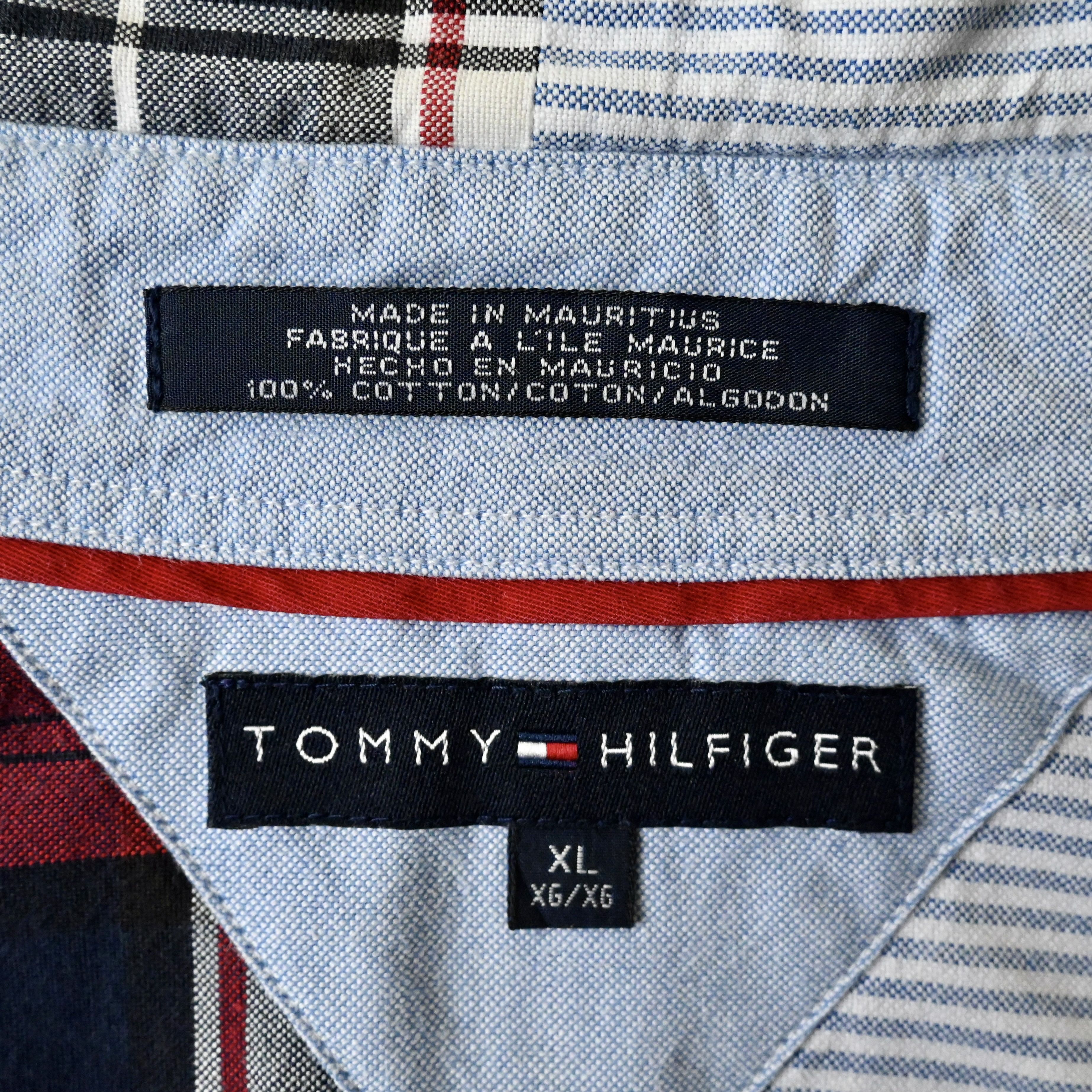 Tommy Hilfiger 2000s Tommy Hilfiger "two face" BD shirt, crazy pattern Size US XL / EU 56 / 4 - 10 Thumbnail
