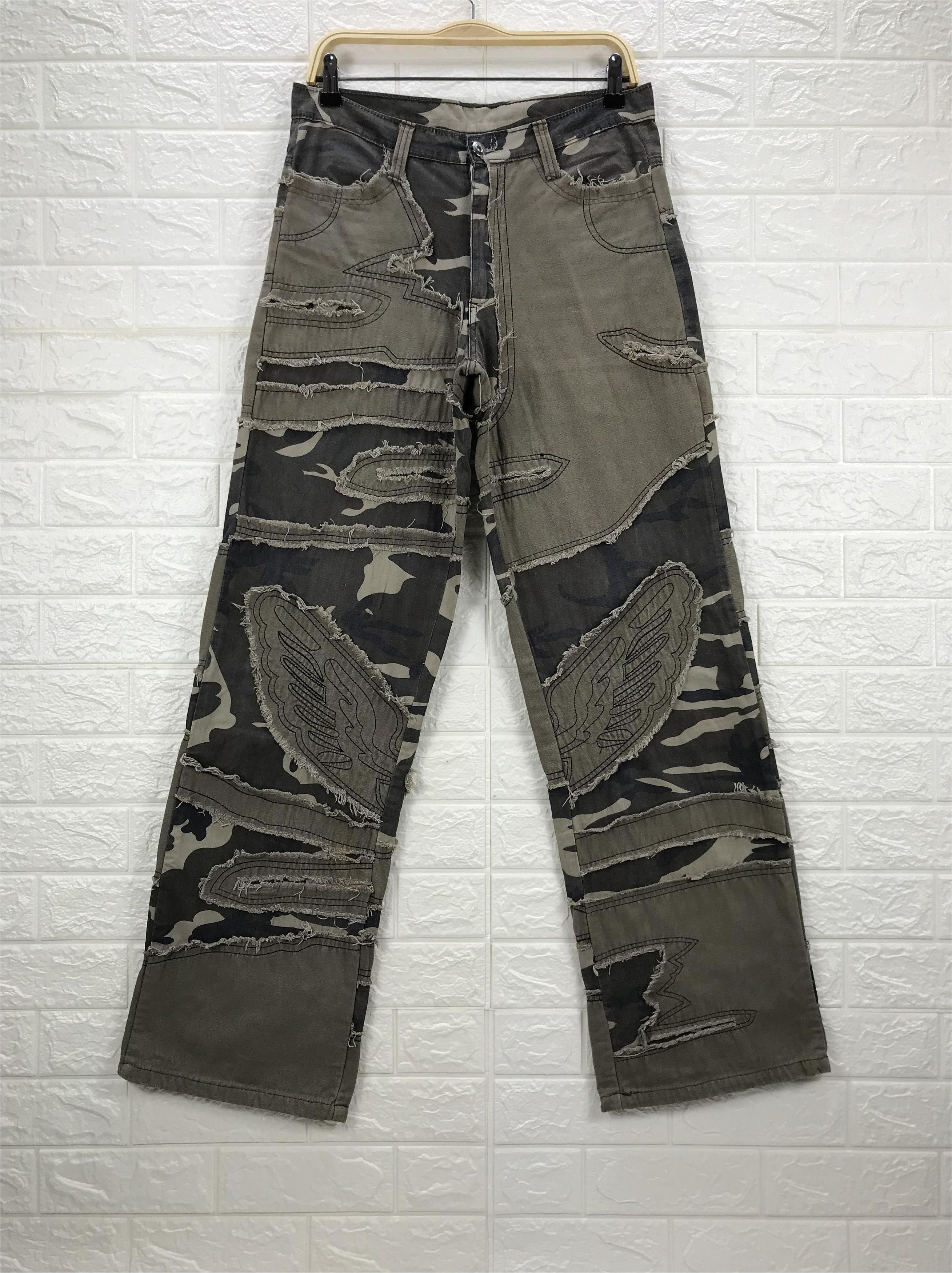 Japanese Brand Vintage Camo Hybrid Rebuilt Design Wide Leg Baggy Pants Size US 32 / EU 48 - 1 Thumbnail