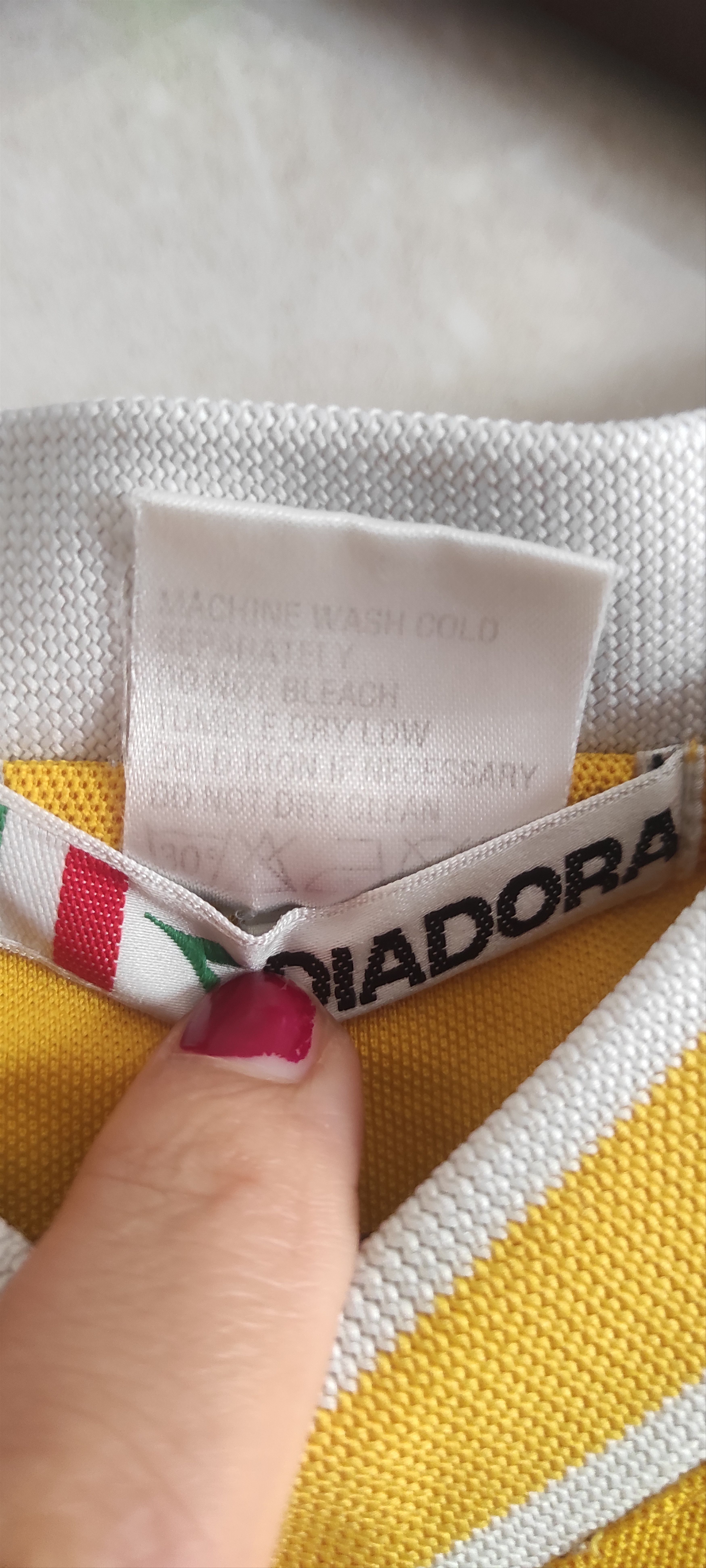 Diadora Diadora Soccer Jersey # 15 Navy Yellow Men's Athletic Shirt Size US M / EU 48-50 / 2 - 13 Thumbnail