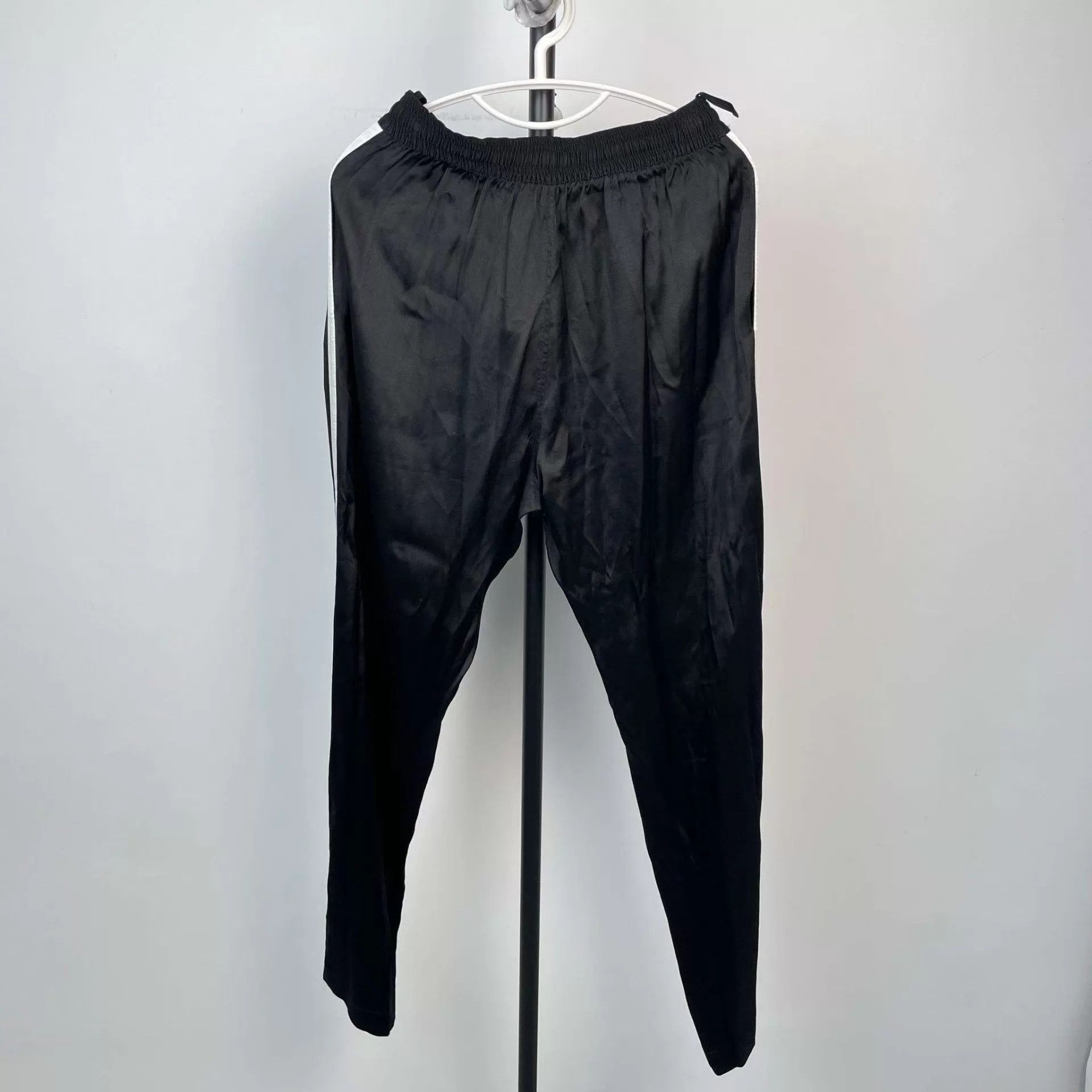 Celine Celine viscose sweatpants 160 black Size 26" / US 2 / IT 38 - 2 Thumbnail